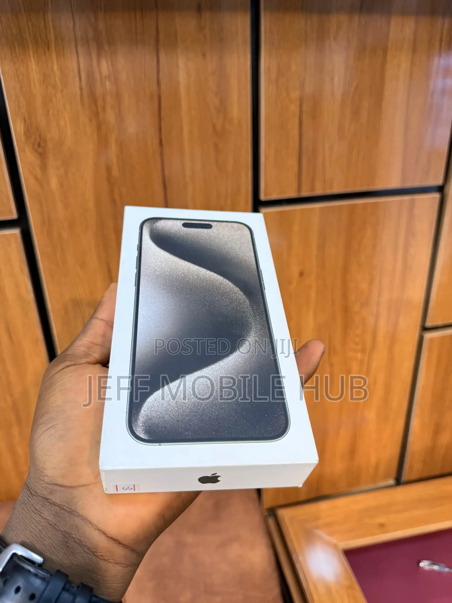 New Apple iPhone 15 Pro Max 256 GB Silver