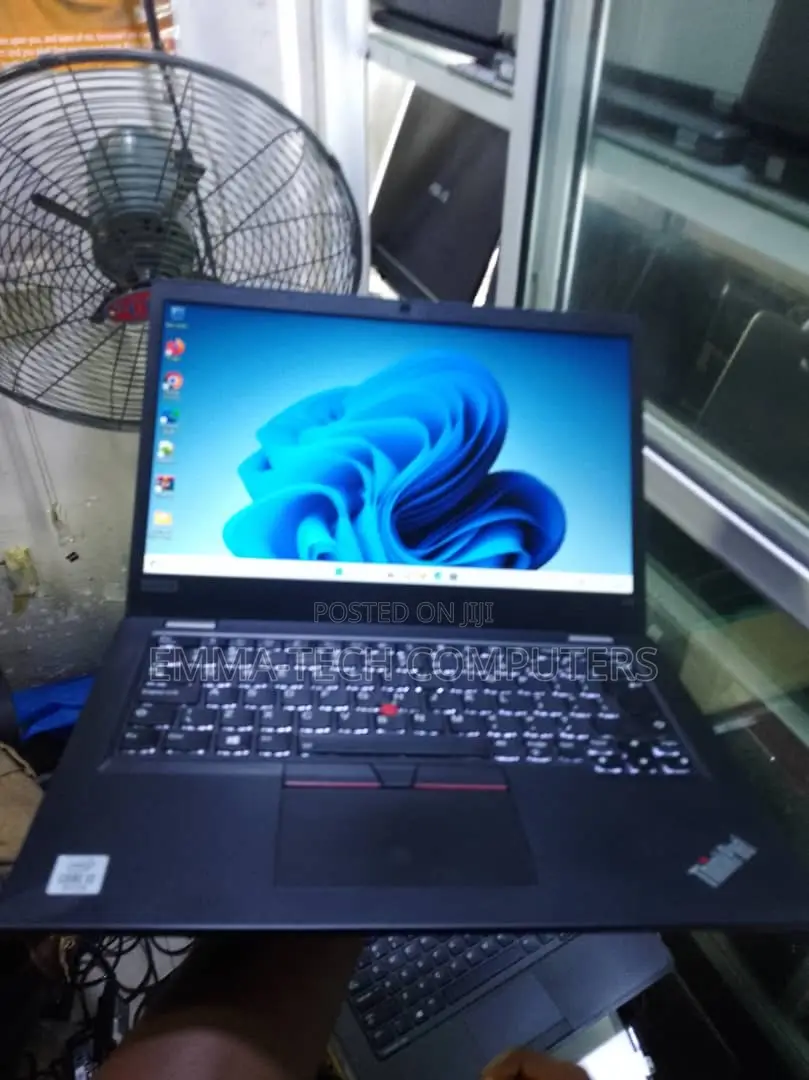 Laptop Lenovo ThinkPad L13 Yoga 8GB Intel Core i3 SSD 256GB