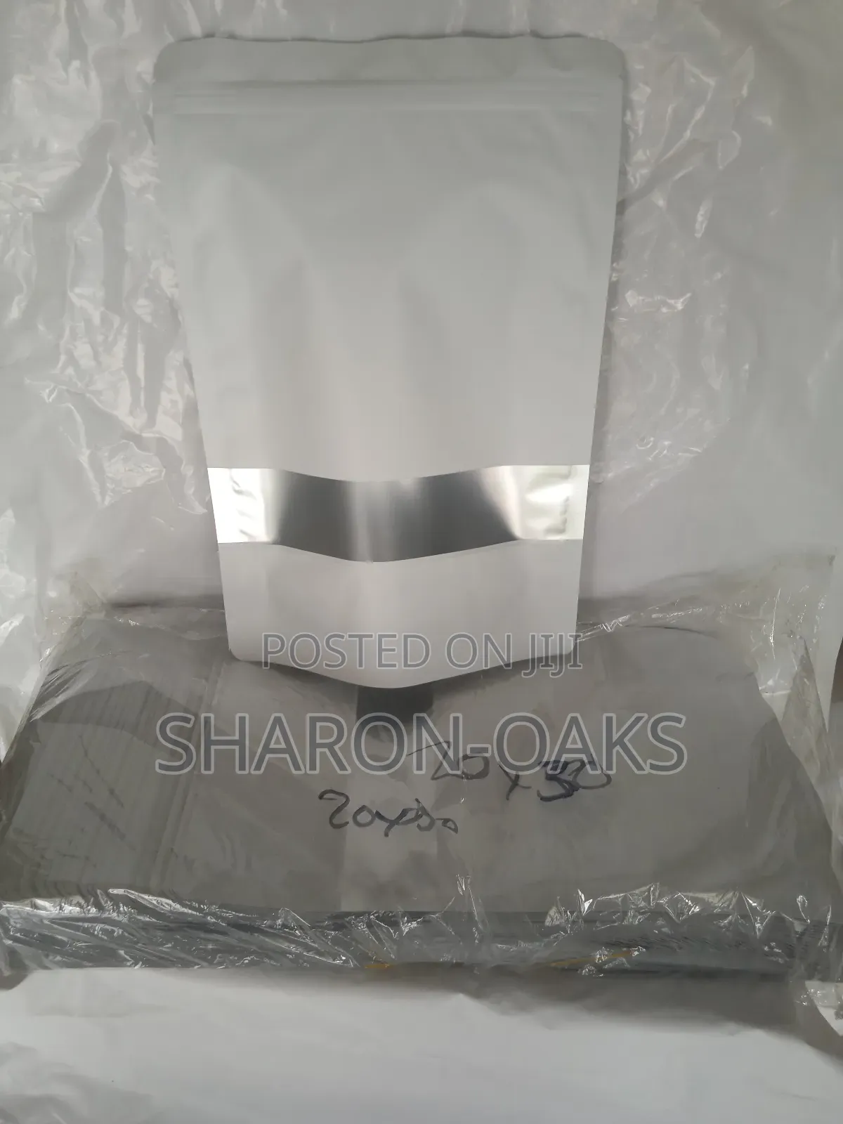 White Aluminium Pouch 20×30cm