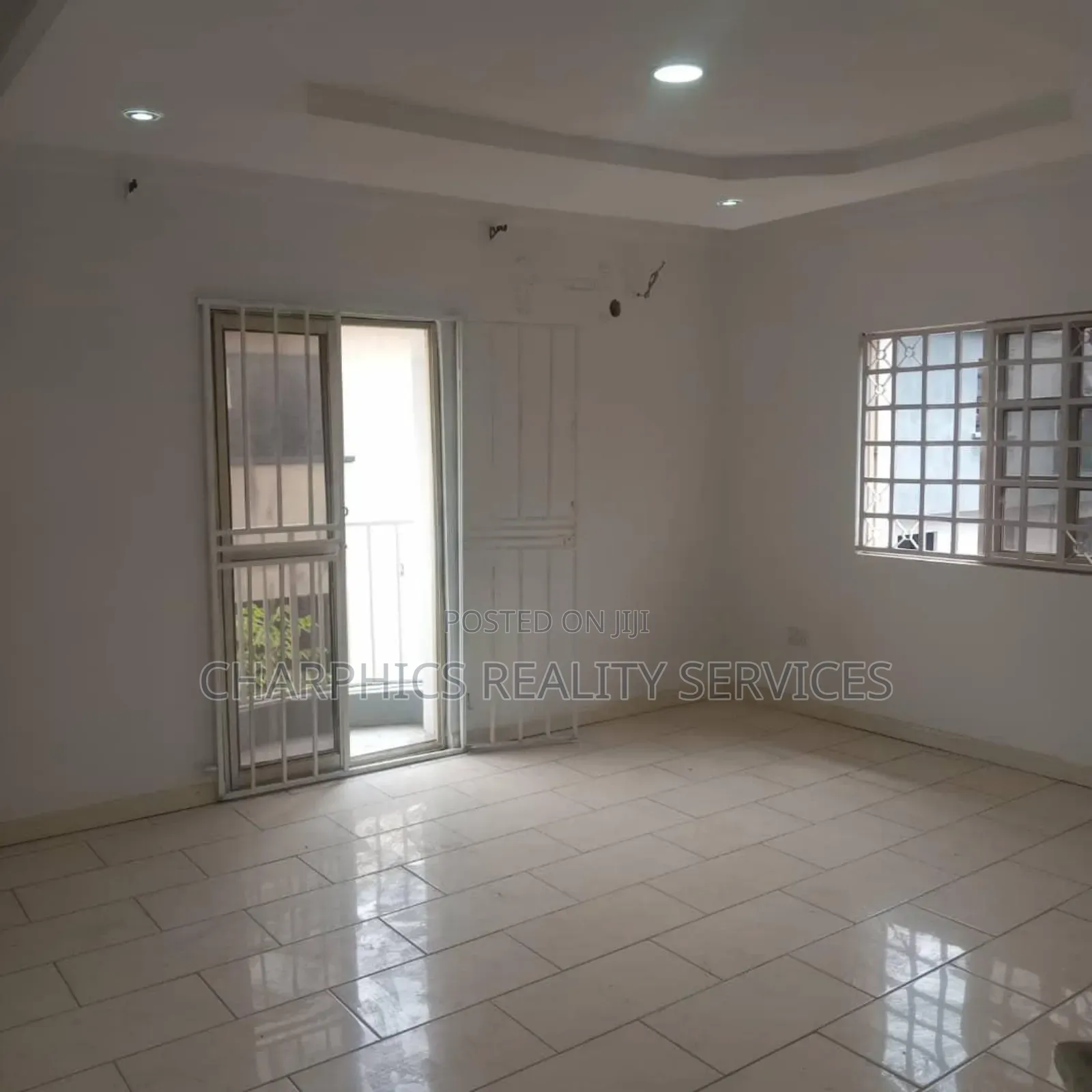 4bdrm Duplex in Mende for sale