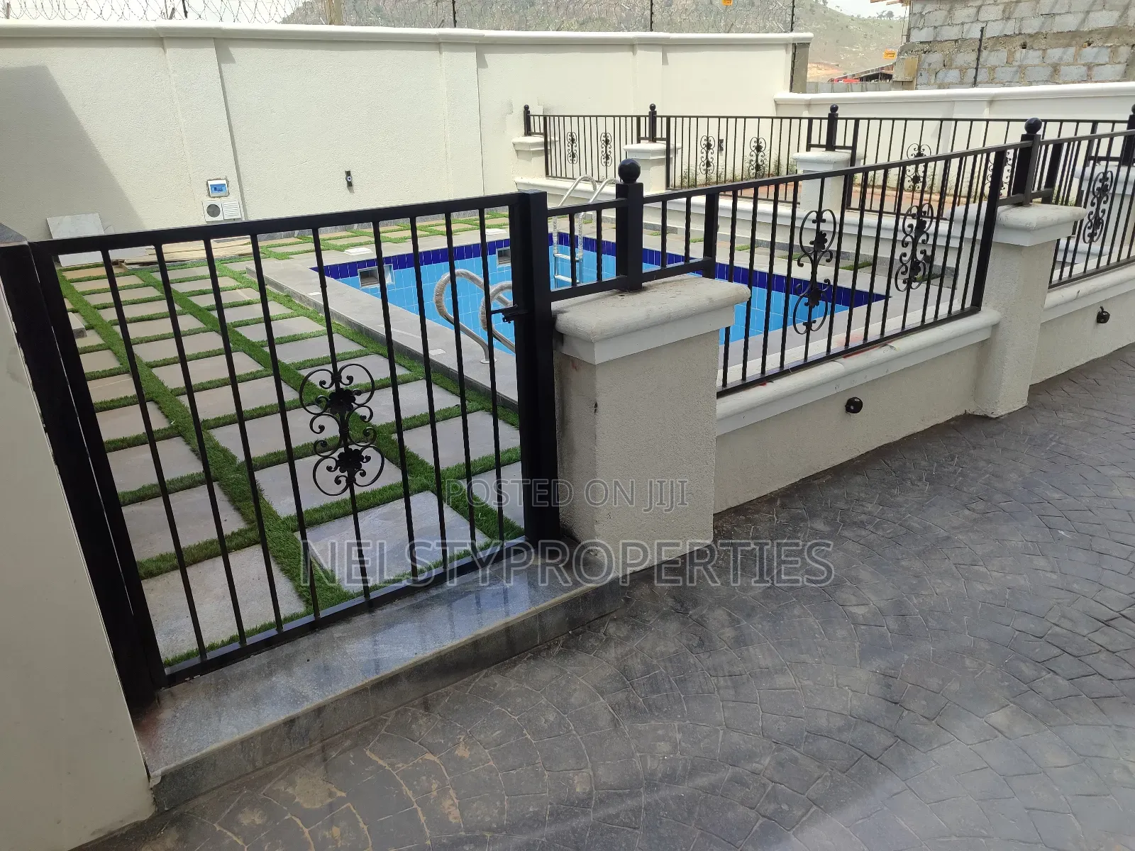6bdrm Duplex in Efab Metropolis, Gwarinpa for sale