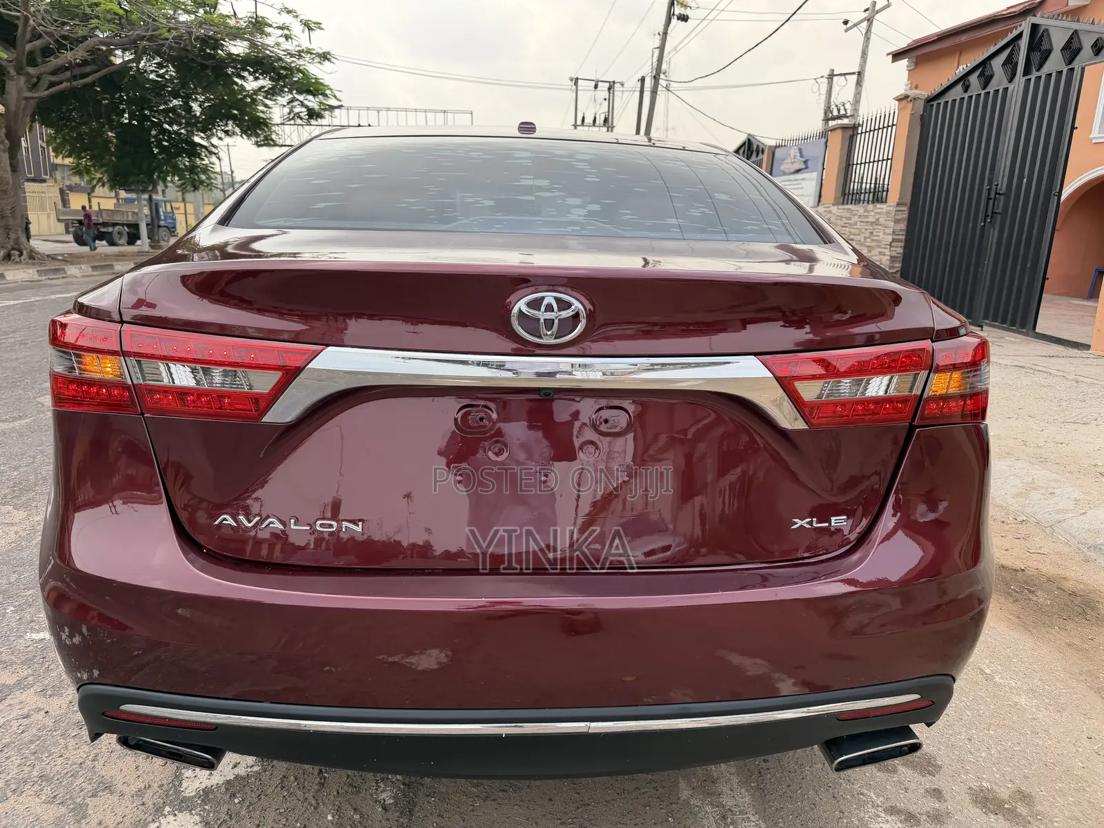 Toyota Avalon XLE Premium FWD Sedan (3.6L 6cyl 6A) 2016 Burgundy