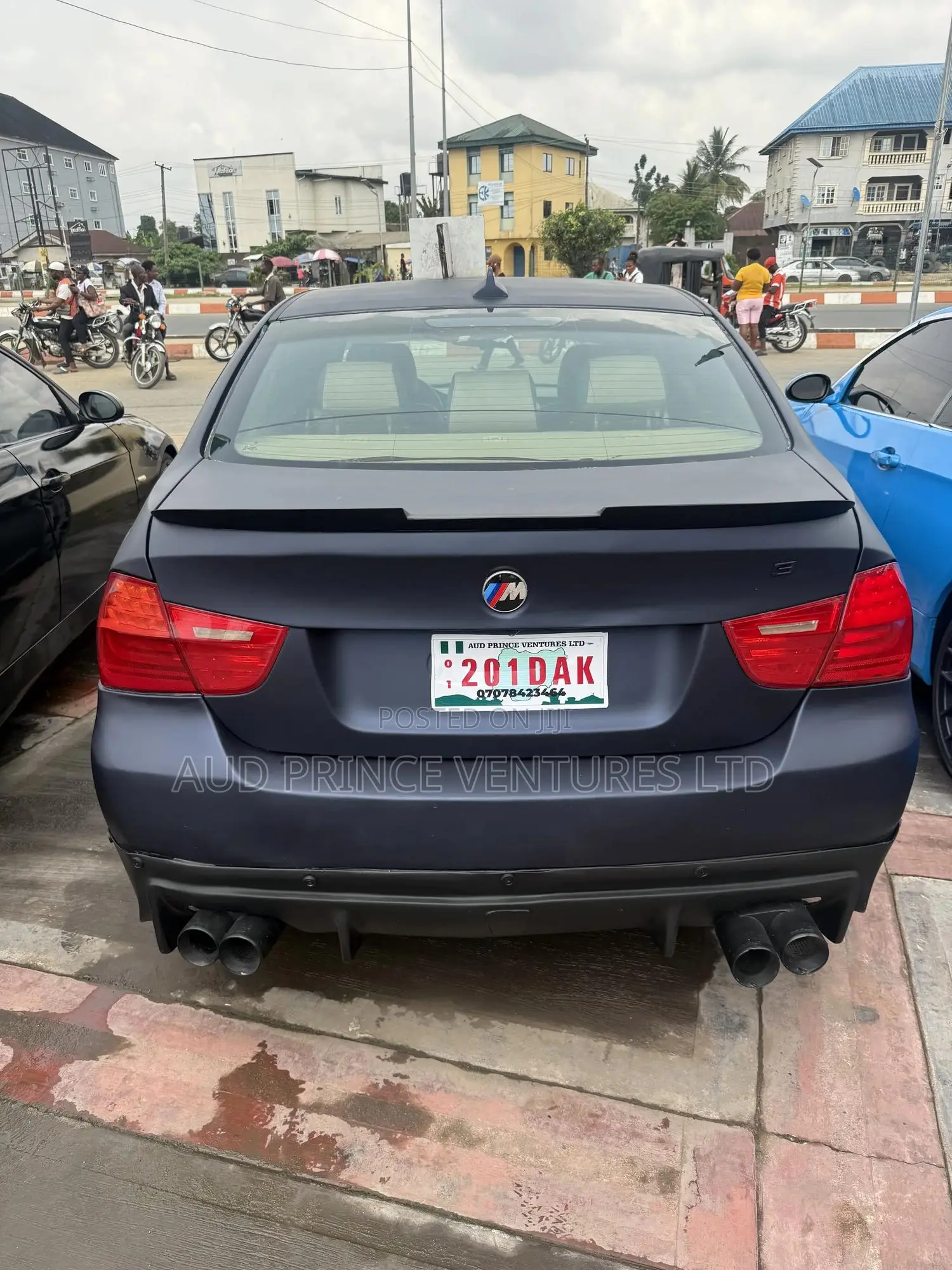 BMW 330i 2010 Blue