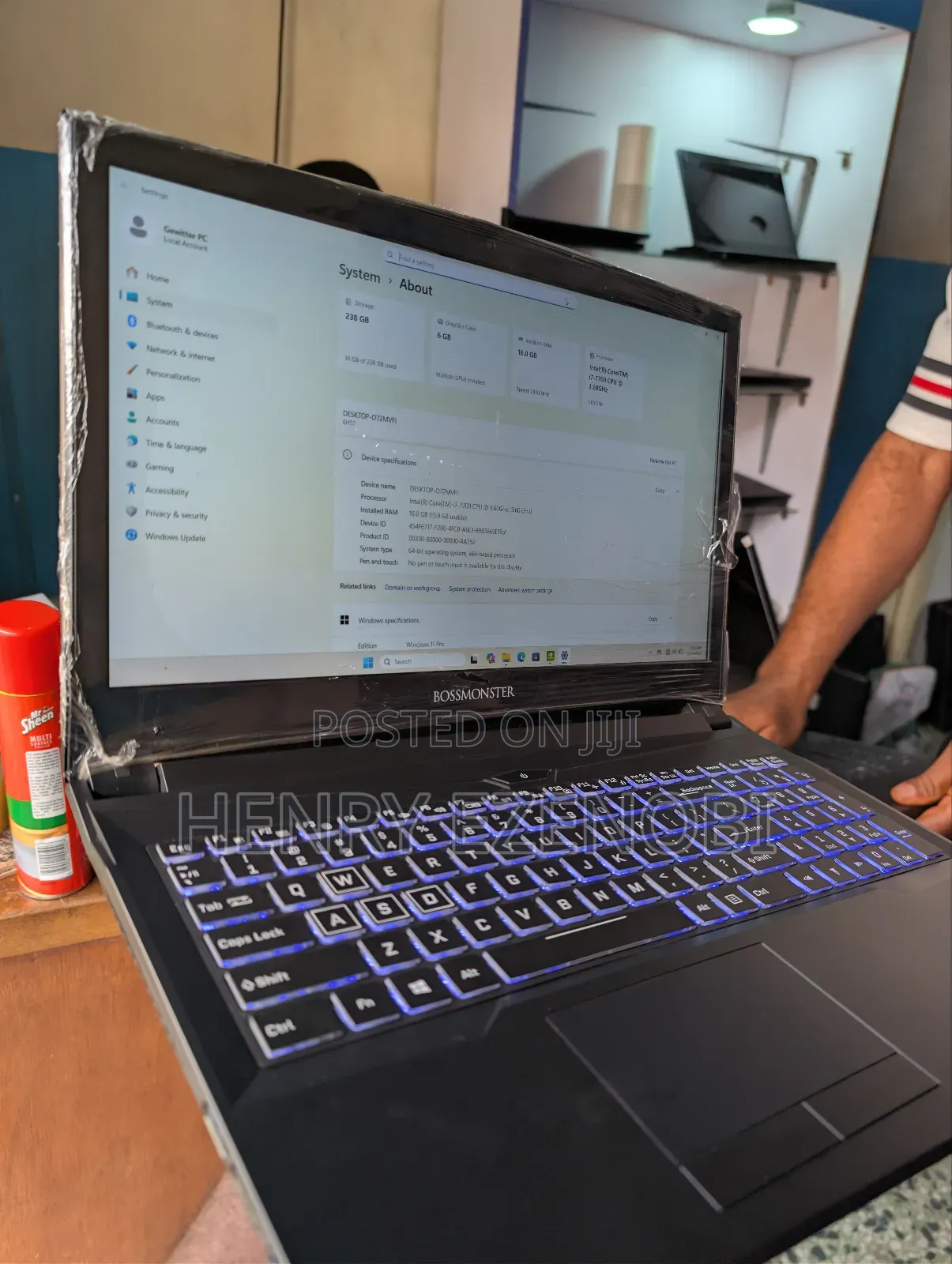 Laptop Clevo W370 16GB Intel Core i7 HDD+SSD 256GB