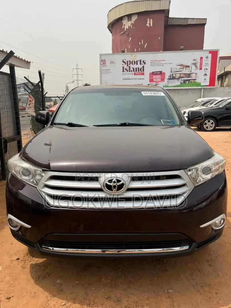 Toyota Highlander 2012 Burgundy