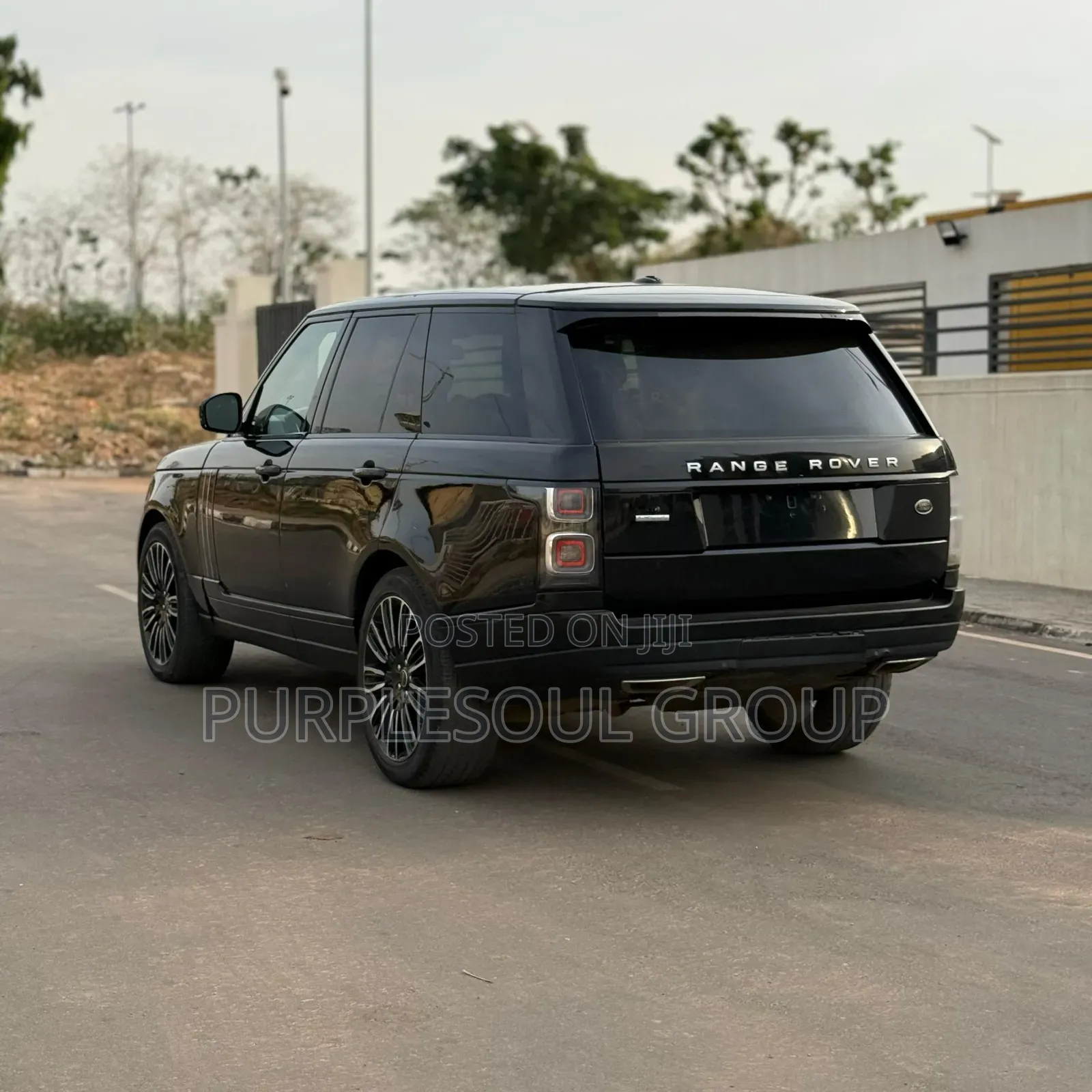 Land Rover Range Rover Vogue 2014 Black