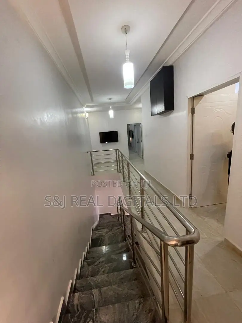 Furnished 3bdrm Apartment in Rockvale Estate, Gudu for rent