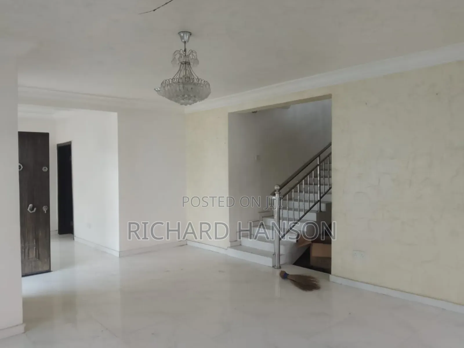 4bdrm Duplex in Monastery, Sangotedo for rent