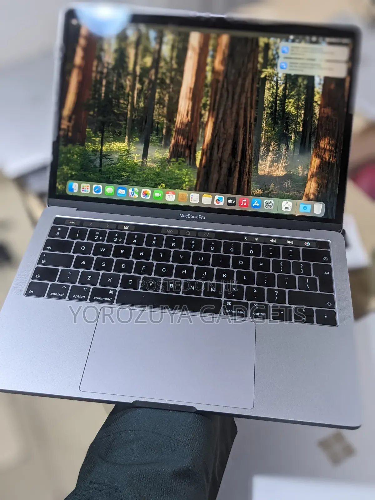 Laptop Apple MacBook Pro 2020 16GB Apple M1 SSD 512GB