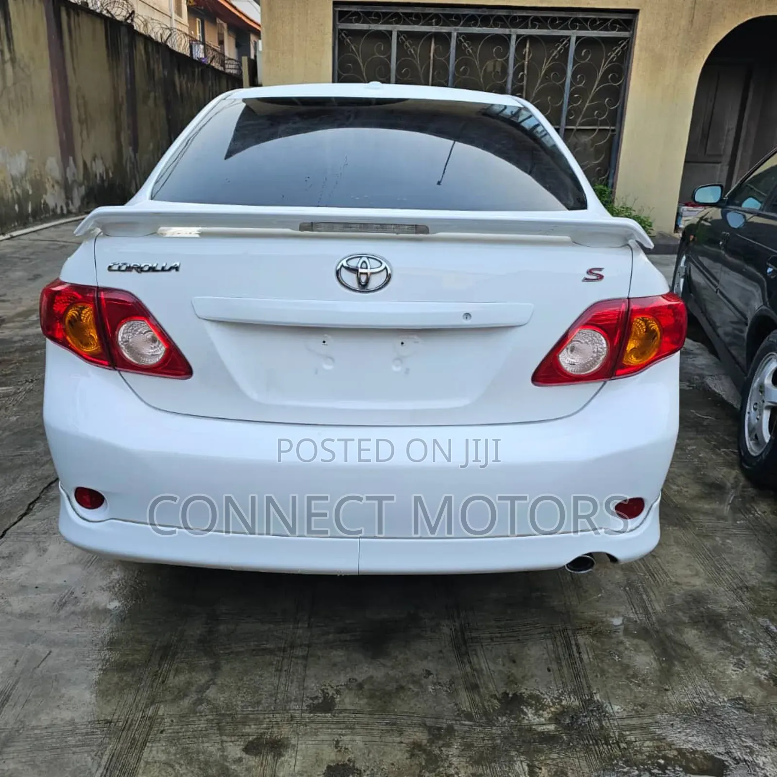 Toyota Corolla 2009 White