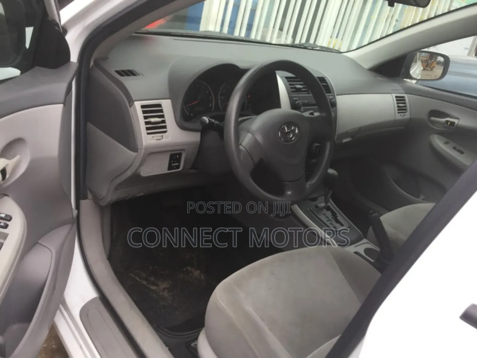 Toyota Corolla 2009 White