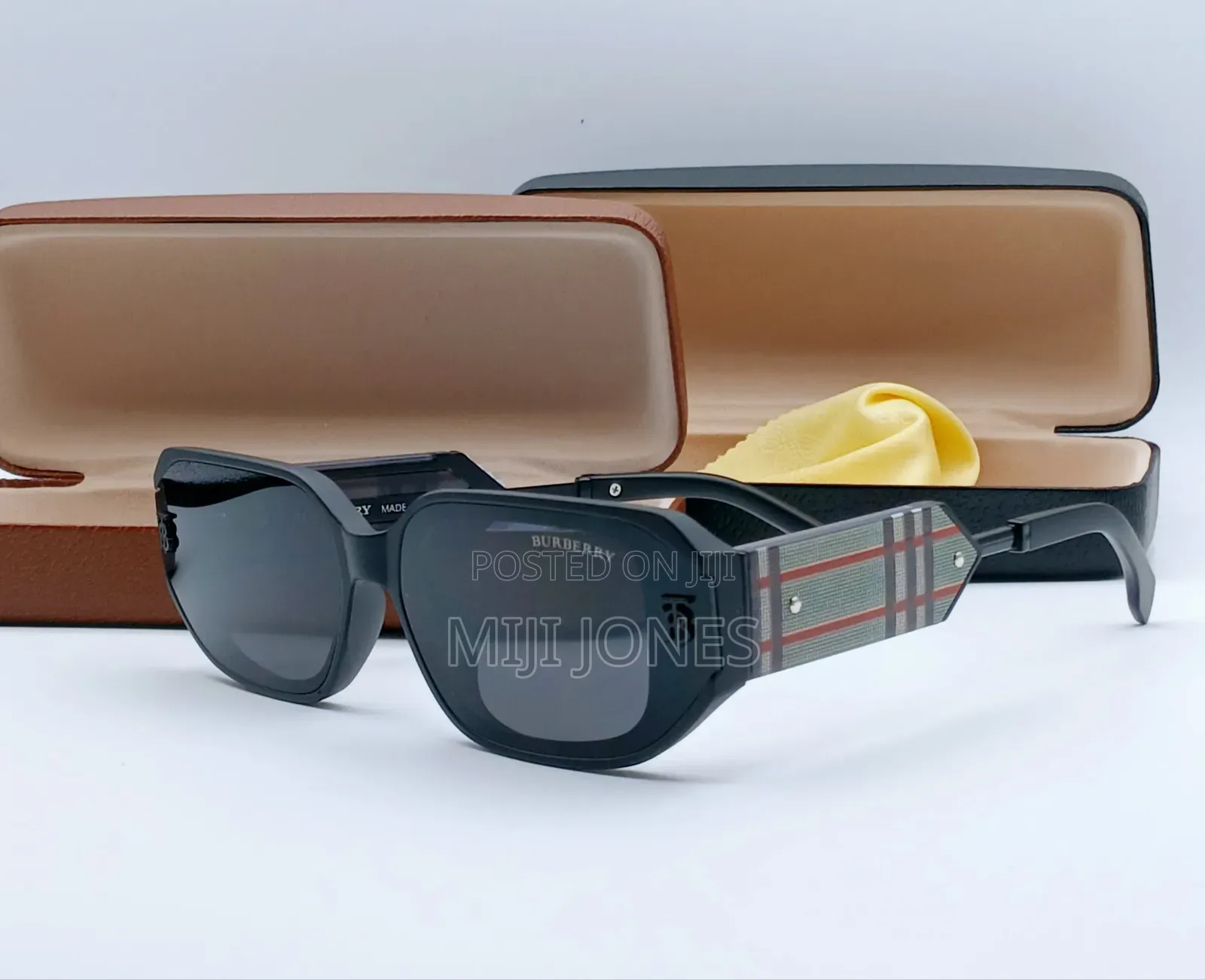 "Trendsetters" - New Arrival Replica Burberry Sunglasses