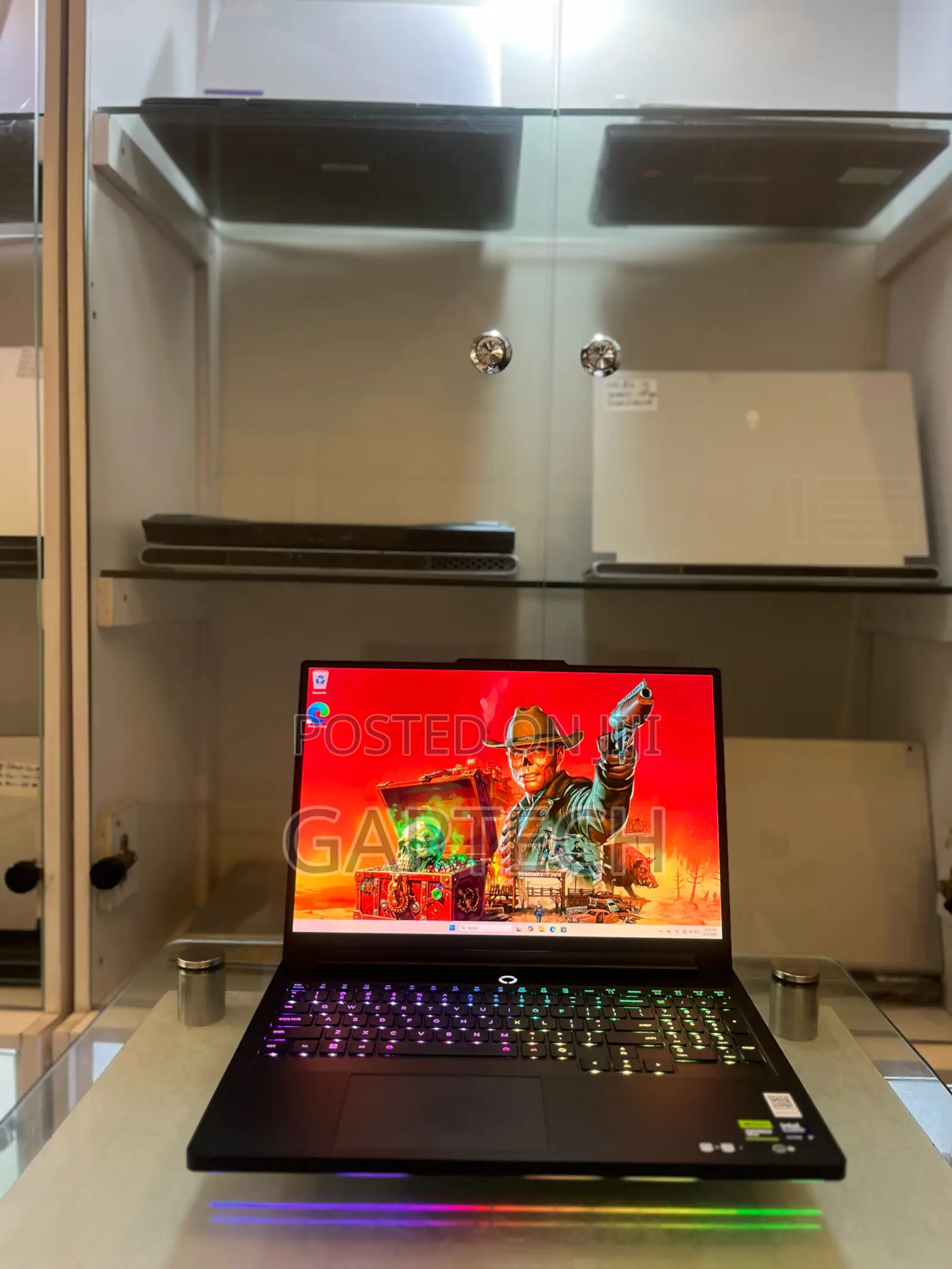 Laptop Lenovo Legion 7 32GB Intel Core Ultra 9 SSD 1T