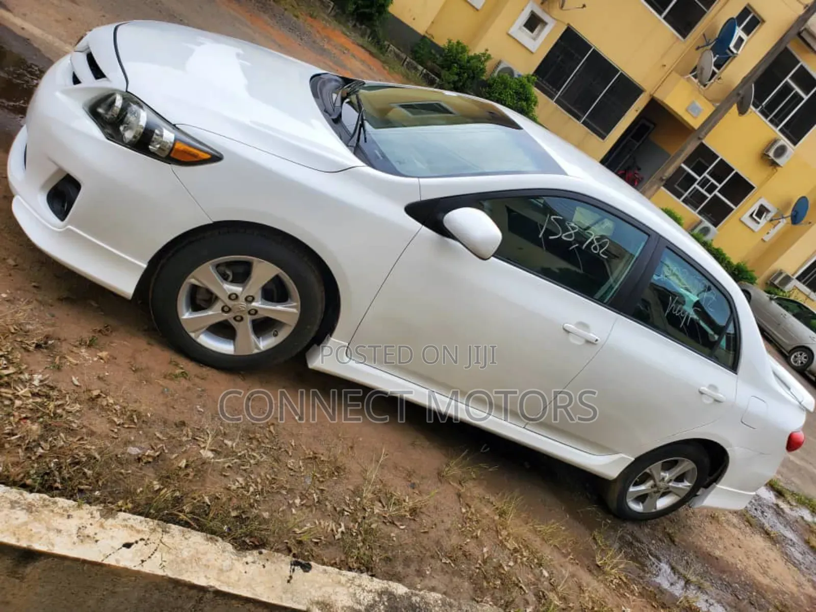 Toyota Corolla 2009 White