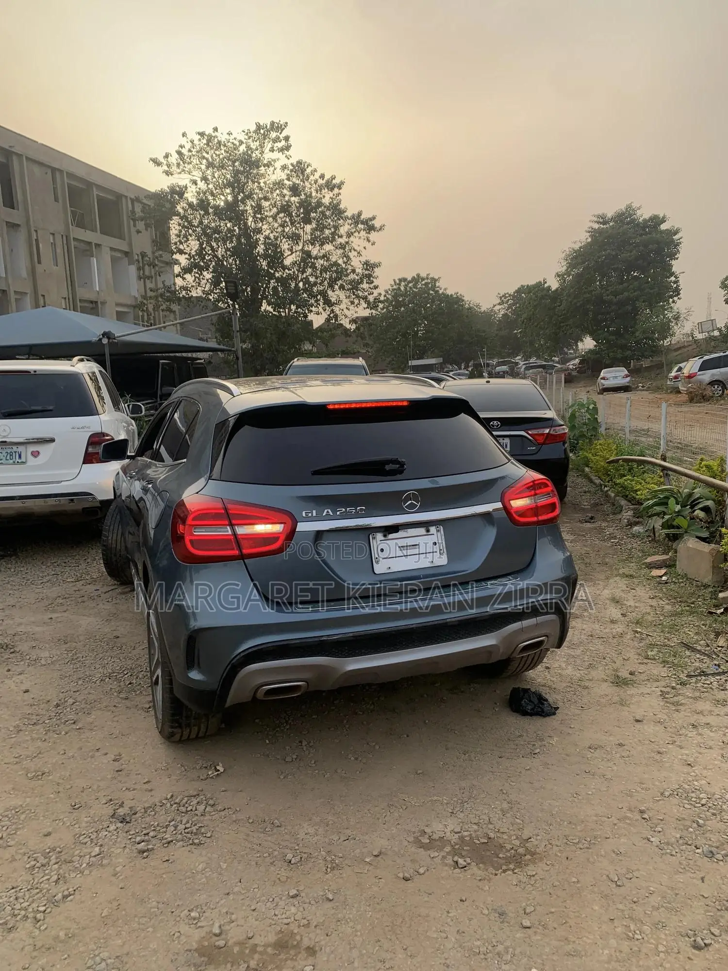 Mercedes-Benz GLA 250 2015 Blue