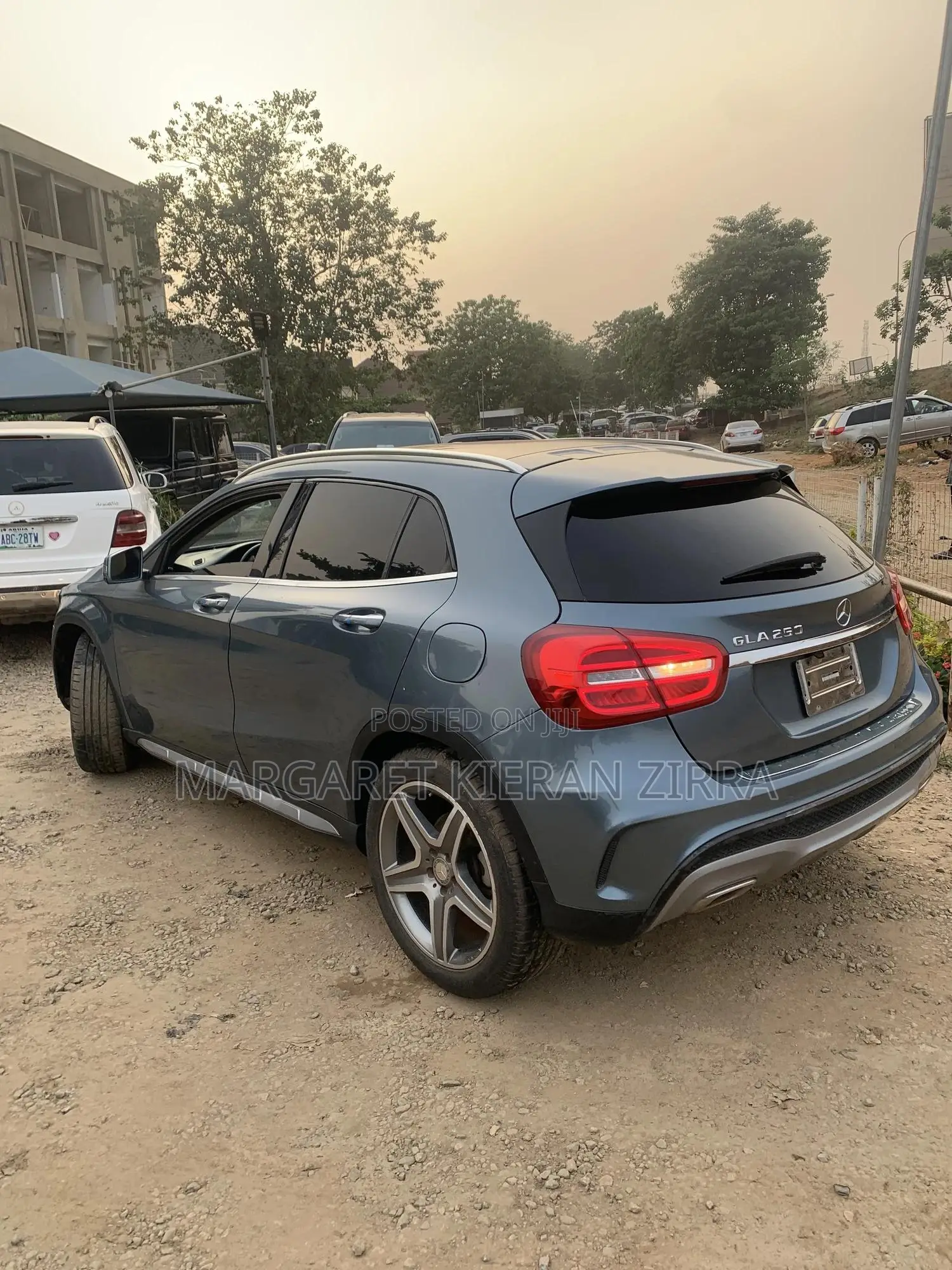 Mercedes-Benz GLA 250 2015 Blue