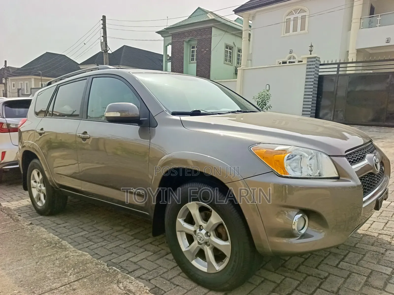 Toyota RAV4 3.5 Limited 4x4 2010 Brown