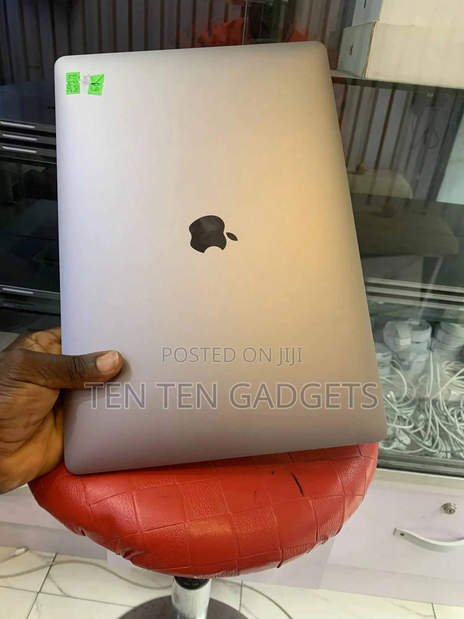 Laptop Apple MacBook Pro 2019 16GB Intel Core i9 SSD 512GB