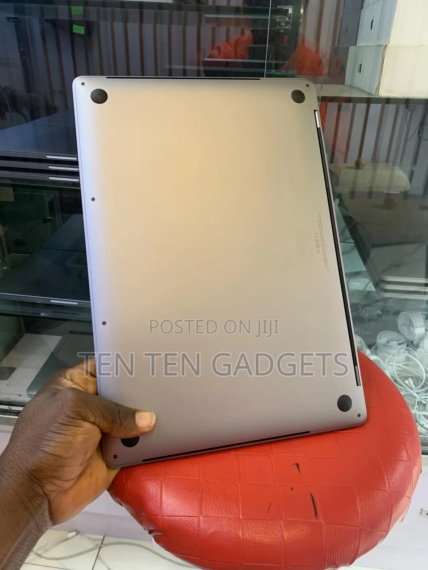 Laptop Apple MacBook Pro 2019 16GB Intel Core i9 SSD 512GB