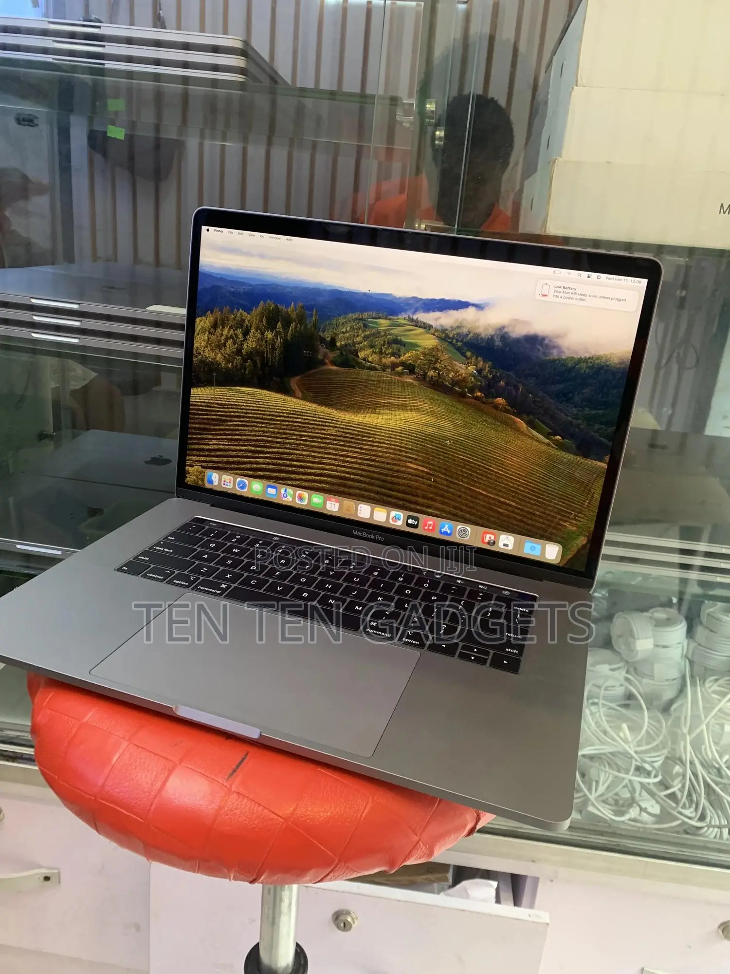 Laptop Apple MacBook Pro 2019 16GB Intel Core i9 SSD 512GB