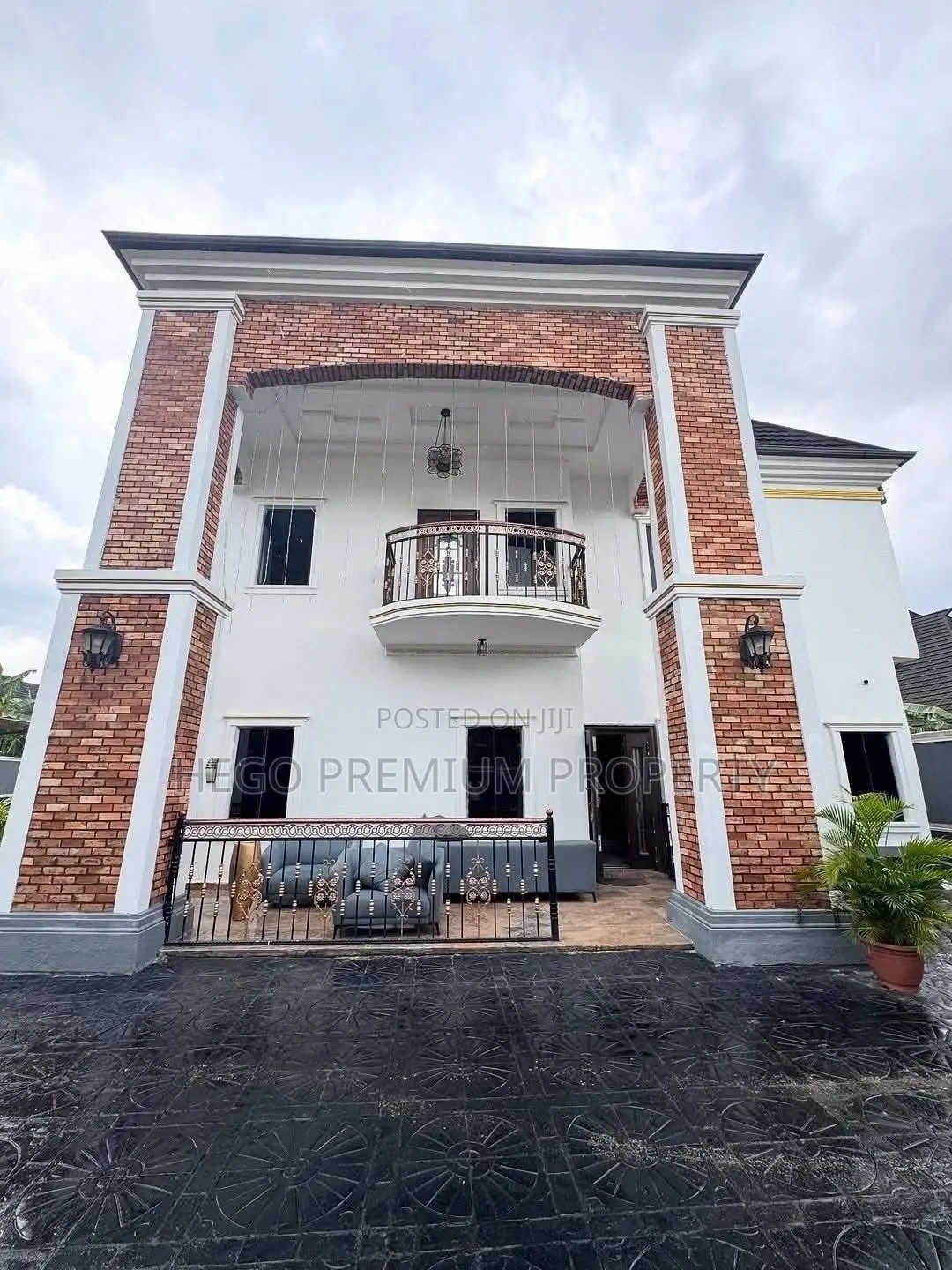5bdrm Duplex in Nta Estate, Obio-Akpor for sale