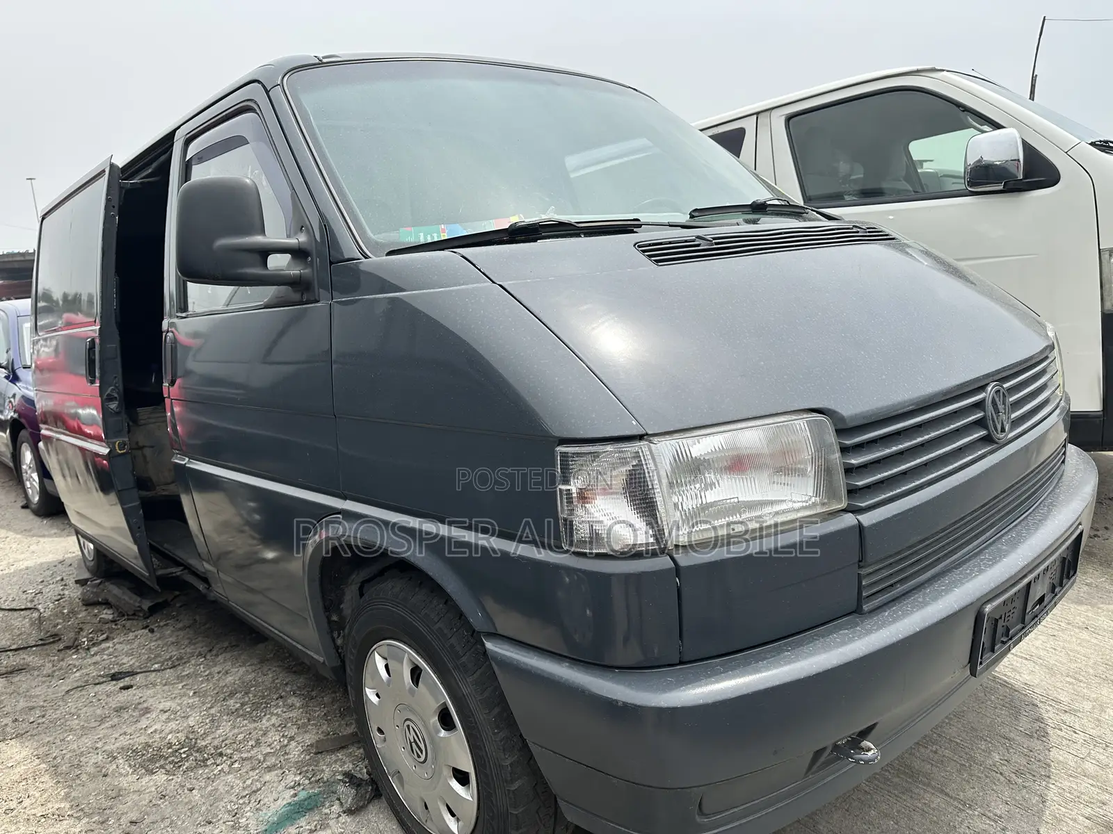 Volkswagen Transporter 2006 Grey