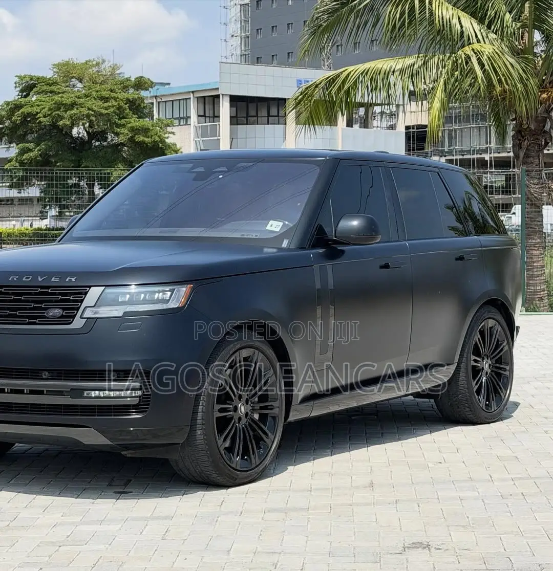 Land Rover Range Rover Vogue 2023 Black