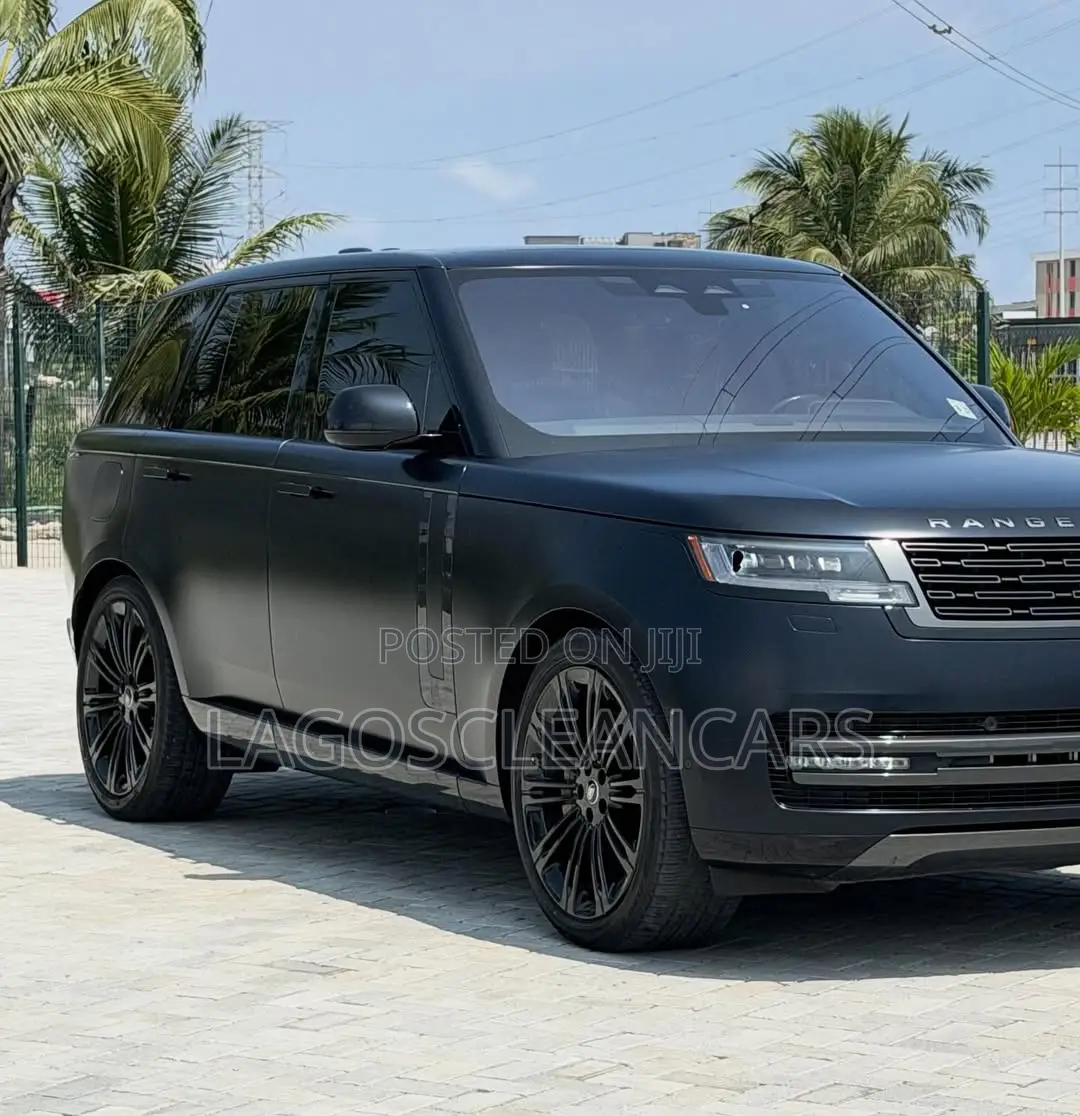 Land Rover Range Rover Vogue 2023 Black