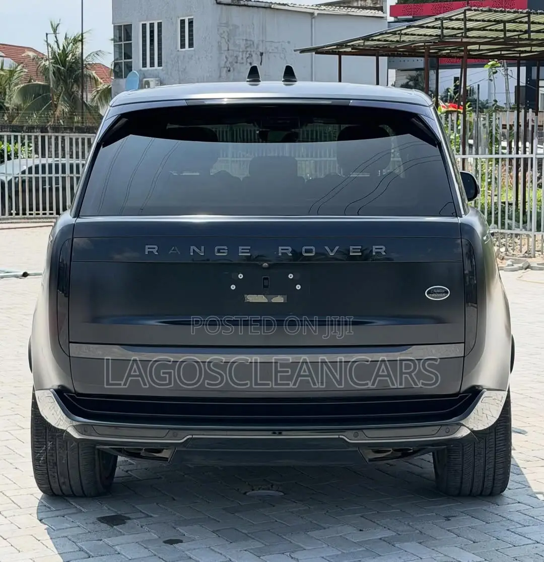 Land Rover Range Rover Vogue 2023 Black