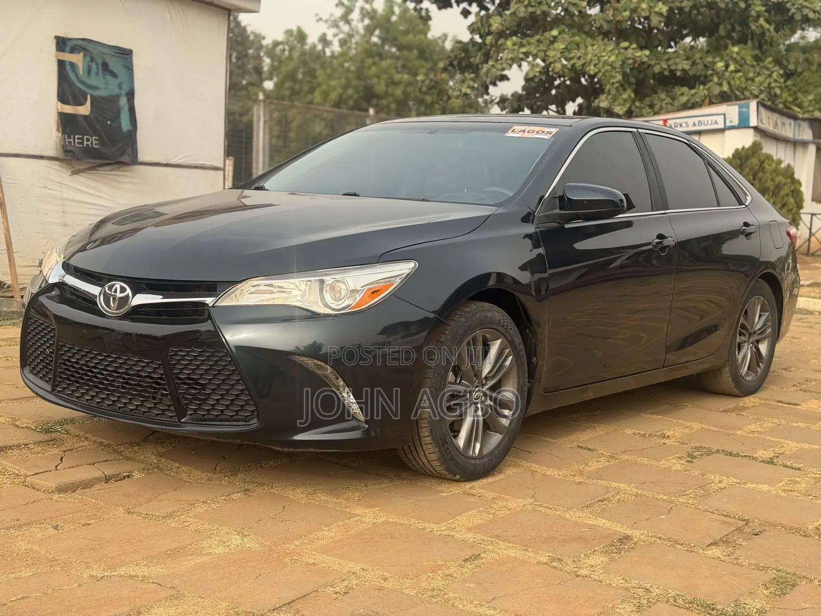 Toyota Camry SE w/Special Edition Pkg (2.5L 4cyl 6A) 2016 Black
