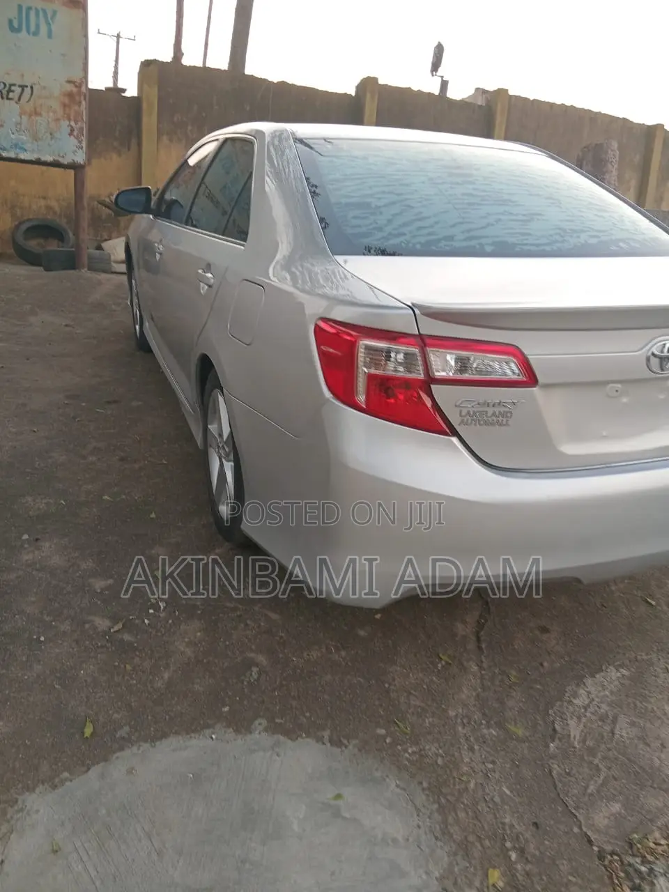 Toyota Camry SE 4dr Sedan (2.5L 4cyl 6A) 2014 Silver