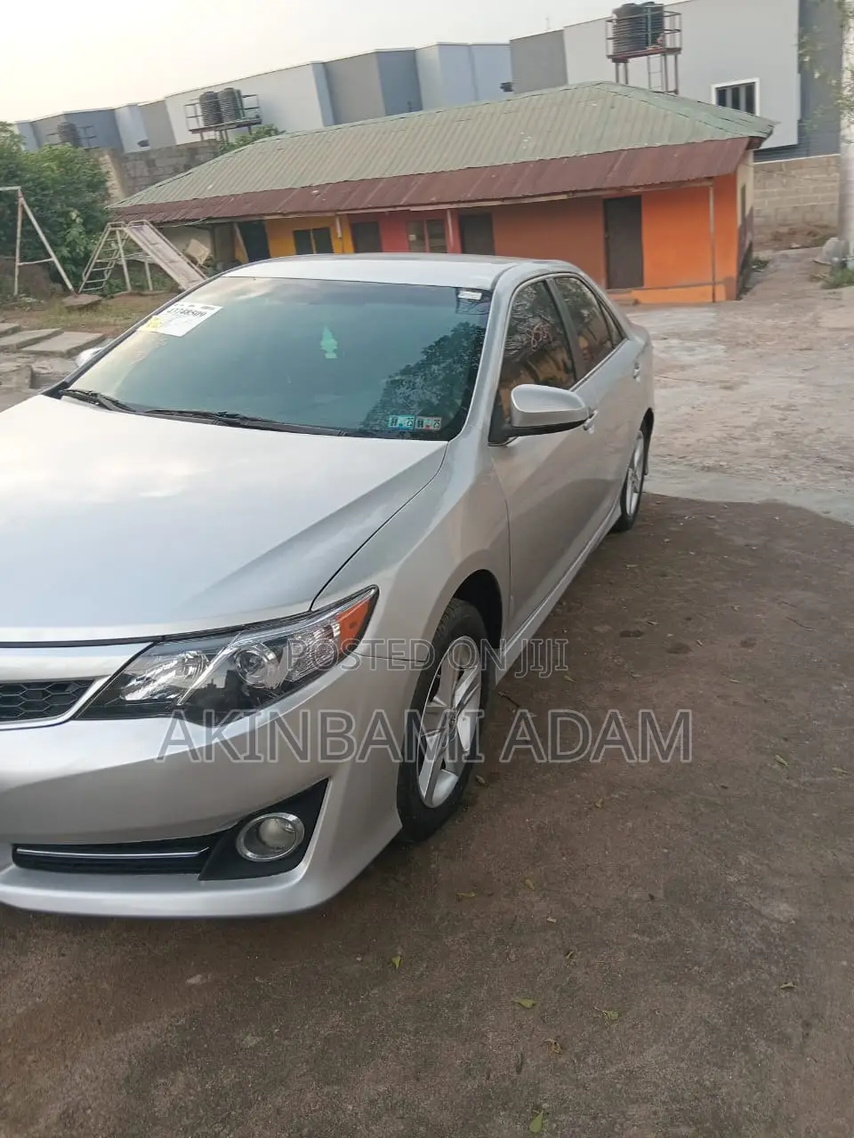 Toyota Camry SE 4dr Sedan (2.5L 4cyl 6A) 2014 Silver