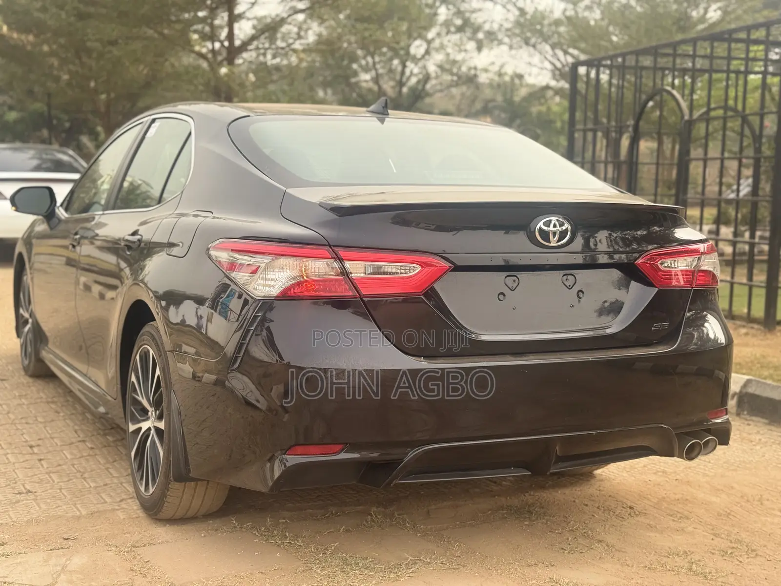 Toyota Camry SE (2.5L 4cyl 8A) 2019 Black