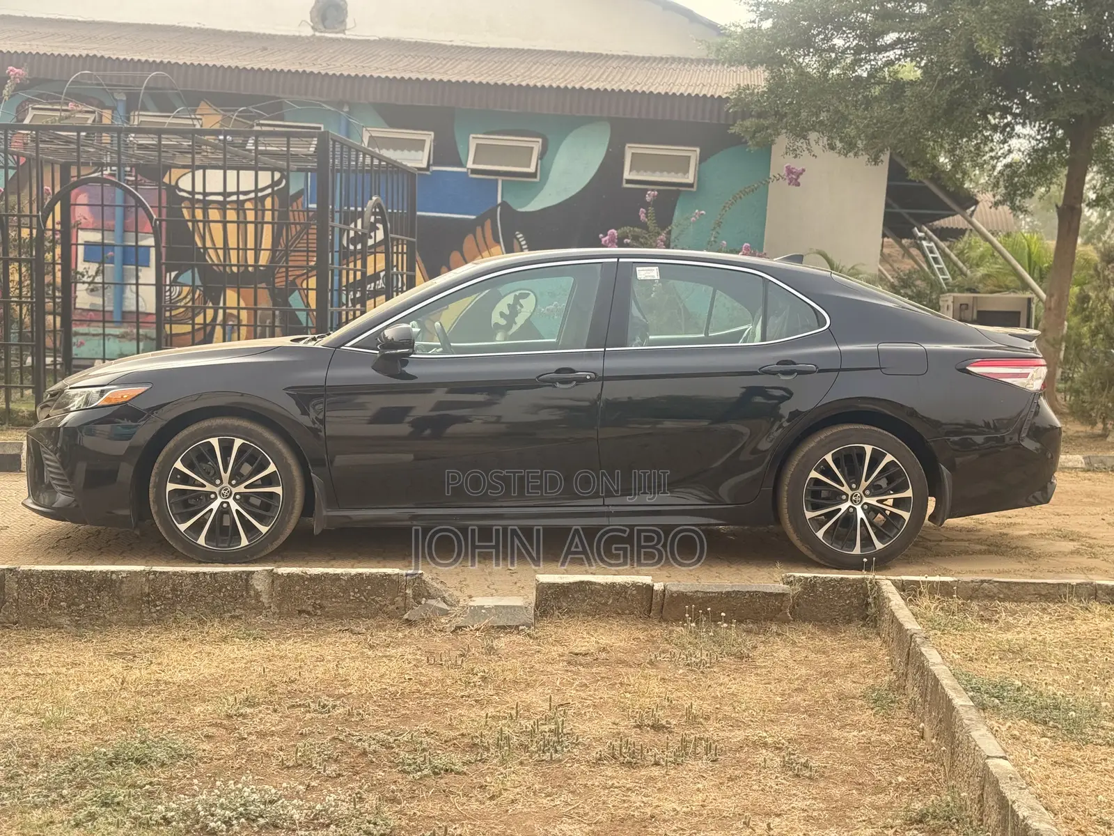 Toyota Camry SE (2.5L 4cyl 8A) 2019 Black