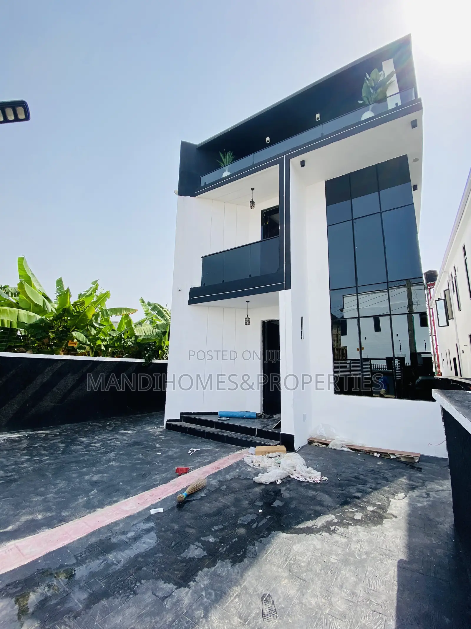 5bdrm Duplex in Ajah for sale