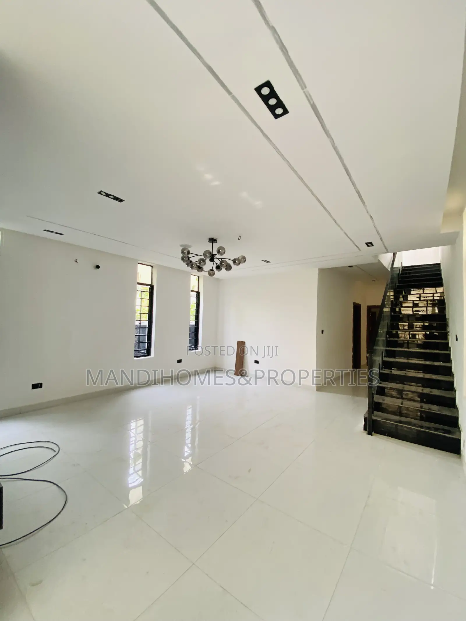 5bdrm Duplex in Ajah for sale