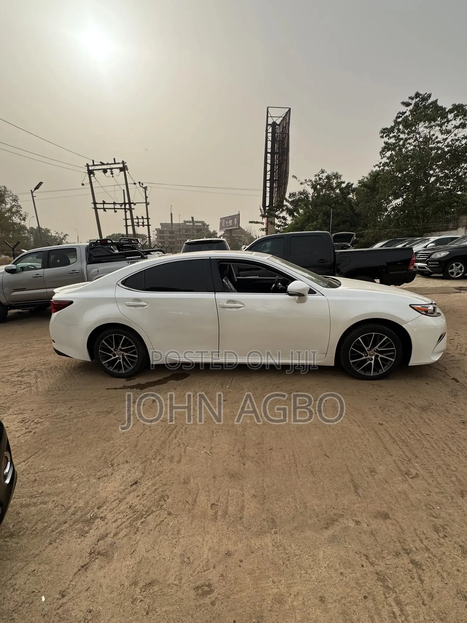 Lexus ES 350 FWD 2017 White