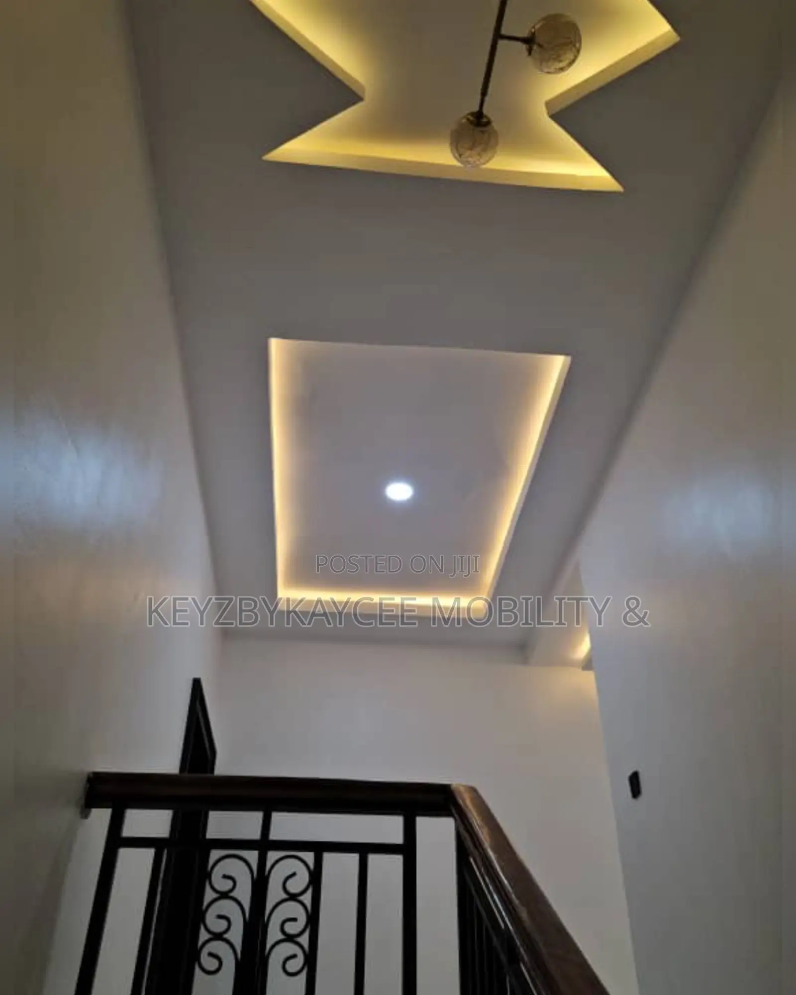 5bdrm Duplex in Ilasan, Lekki for sale