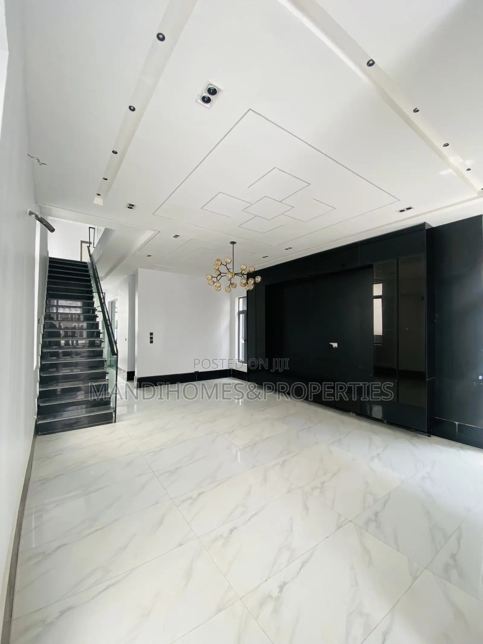 5bdrm Duplex in Ajah for sale