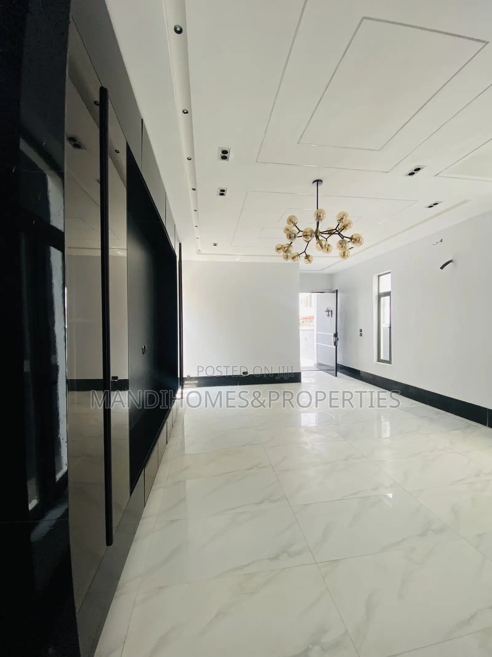 5bdrm Duplex in Ajah for sale