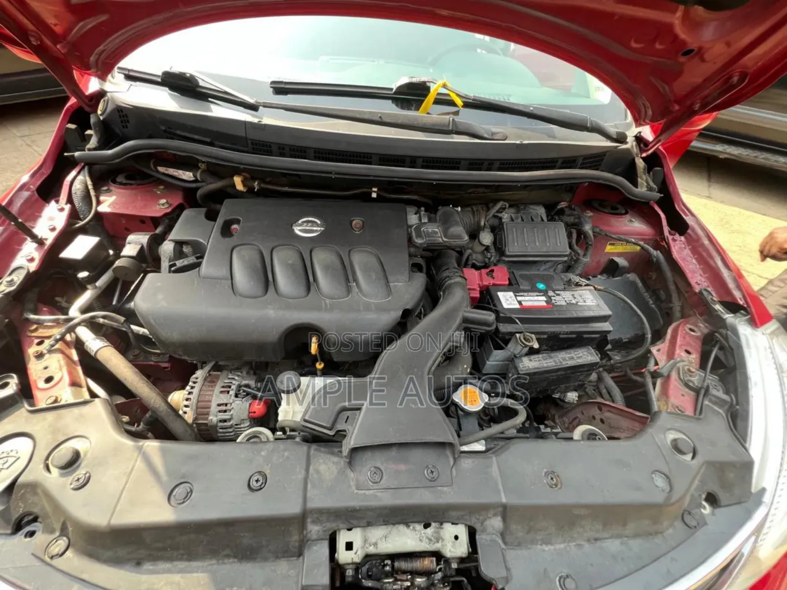 Nissan Versa 2010 Red