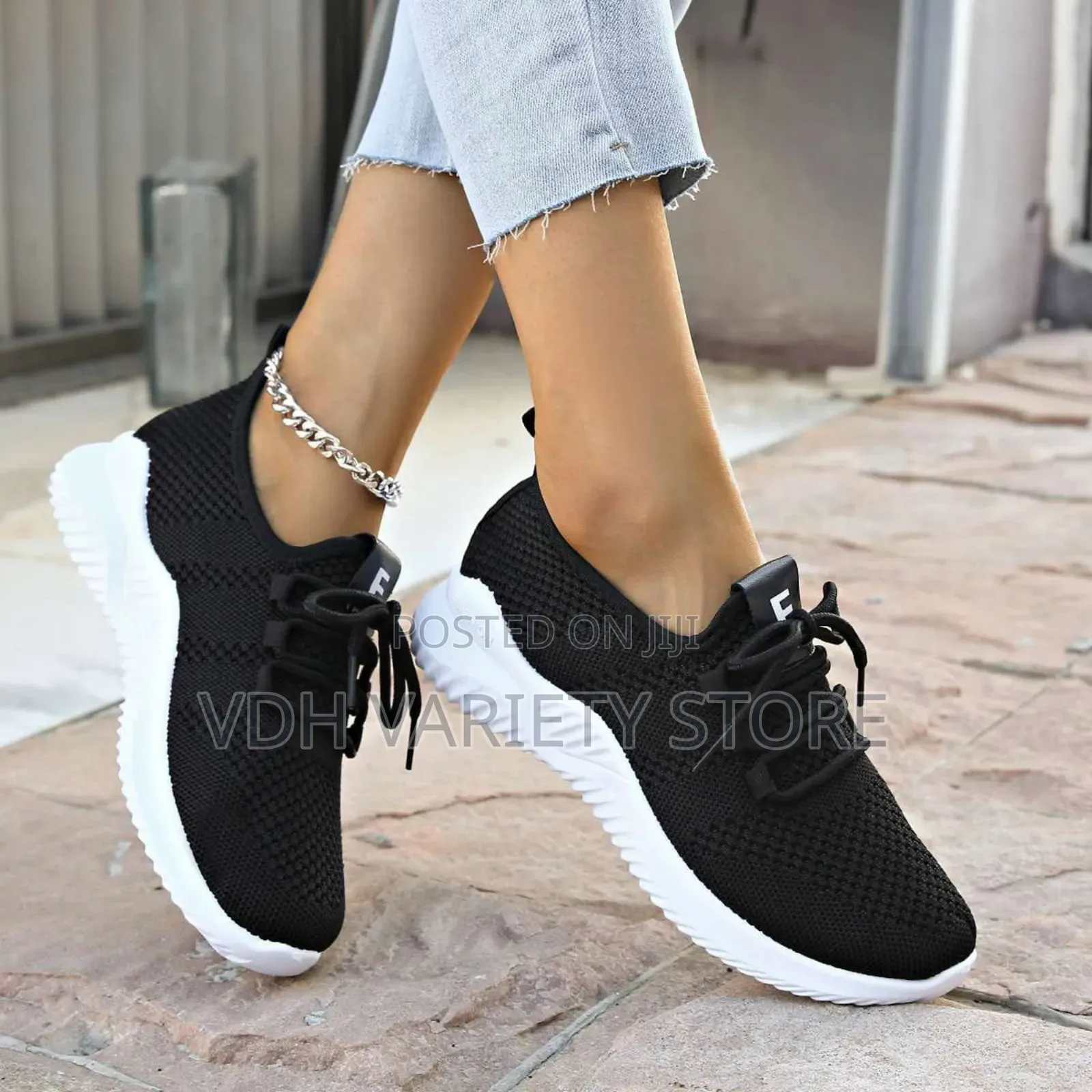 Easy Wear Female Sneakers