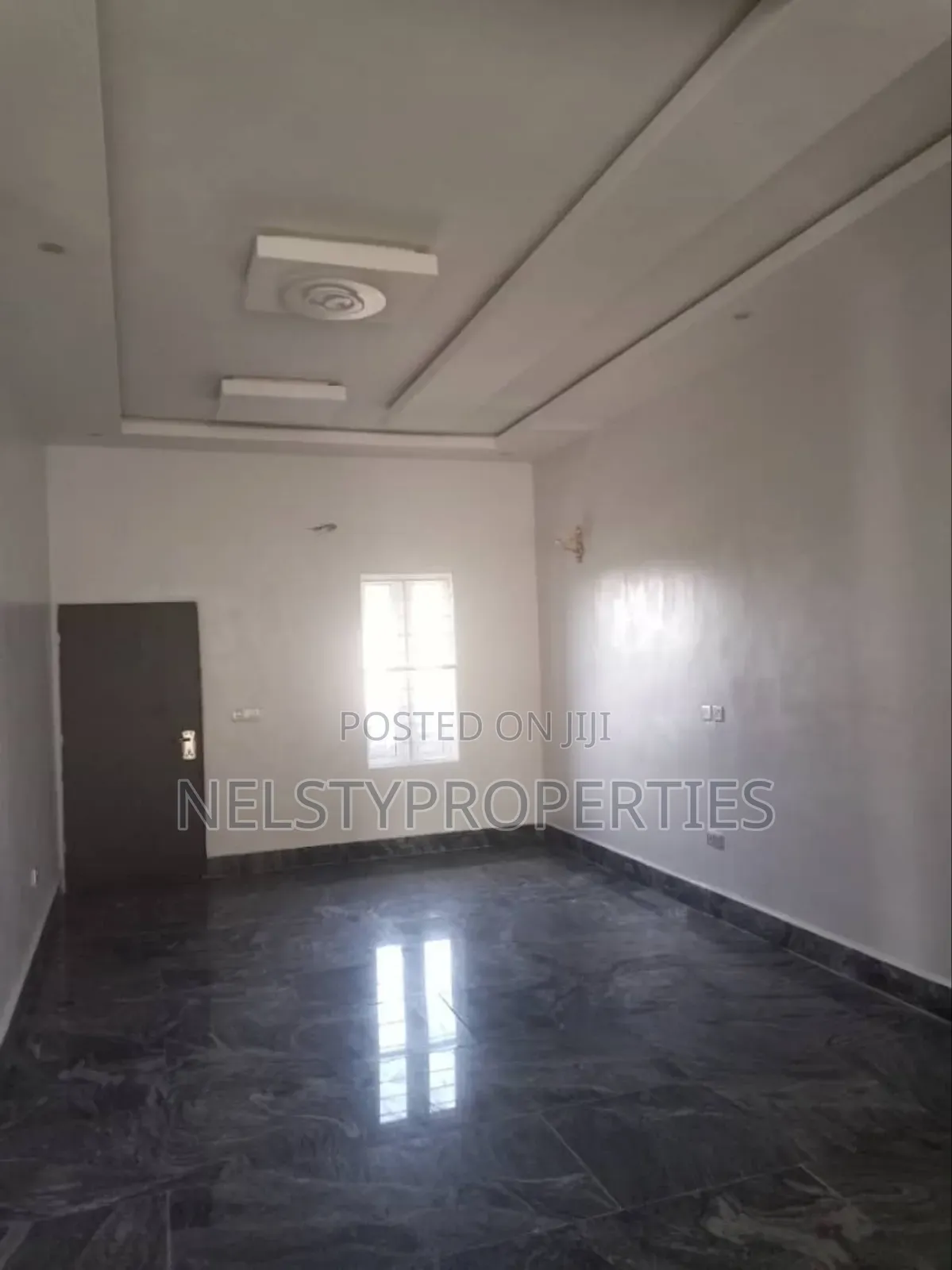 3bdrm Bungalow in Efab Queen'S, Gwarinpa for sale