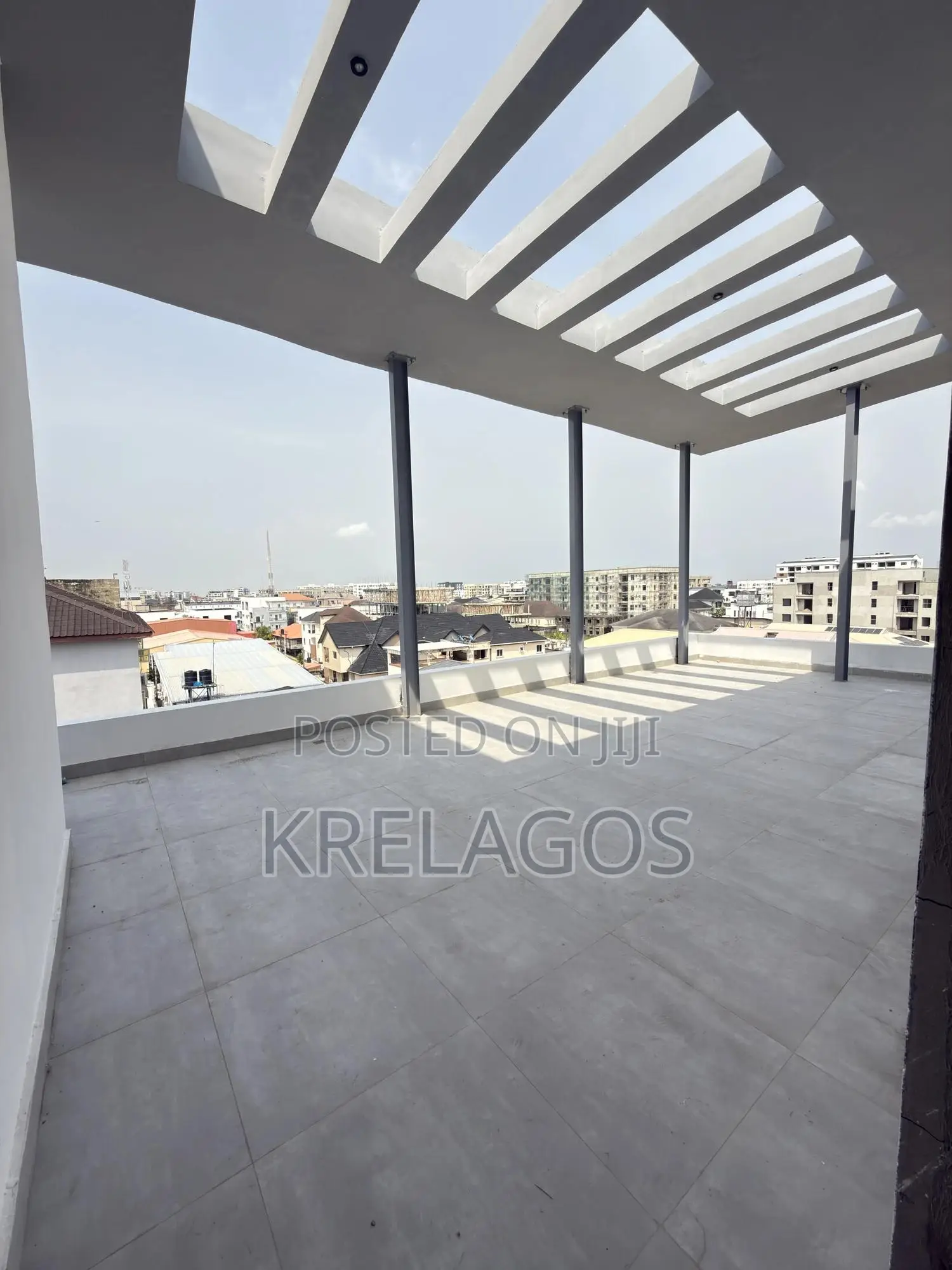 3bdrm Penthouse in Ikate for sale