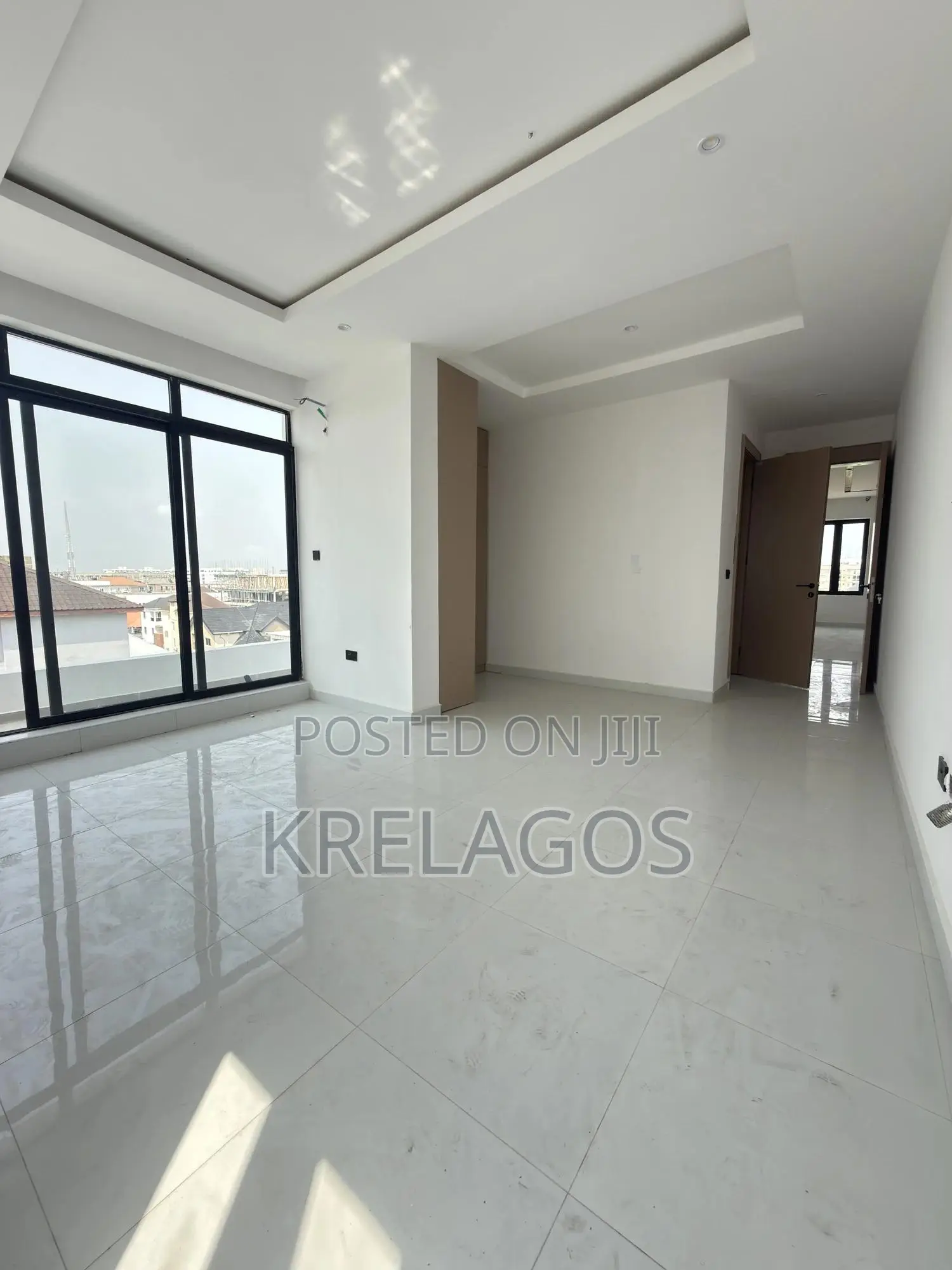 3bdrm Penthouse in Ikate for sale