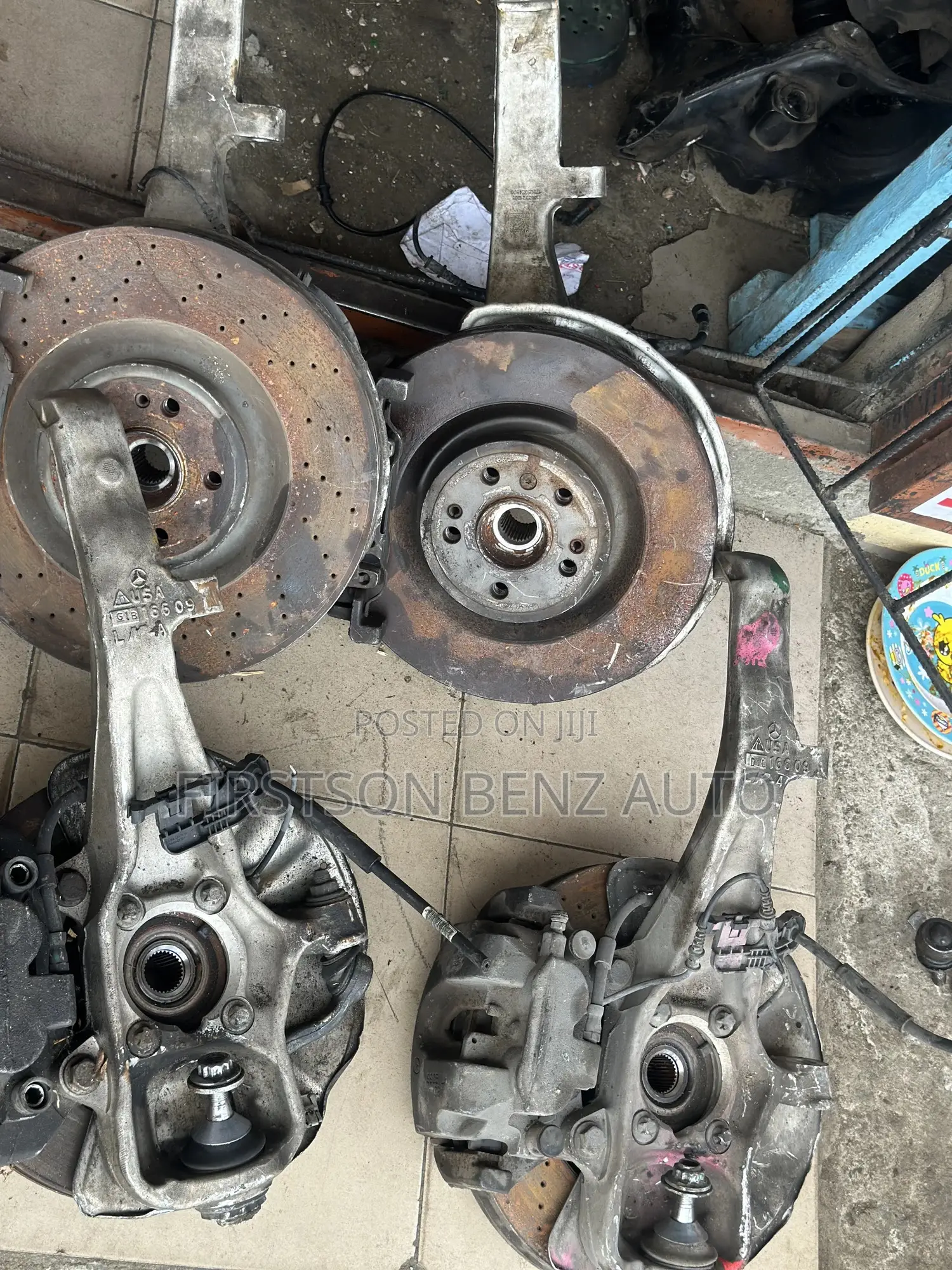 Mercedes Benz Gle63, Ml350 and Gl550 Complete Front Hub
