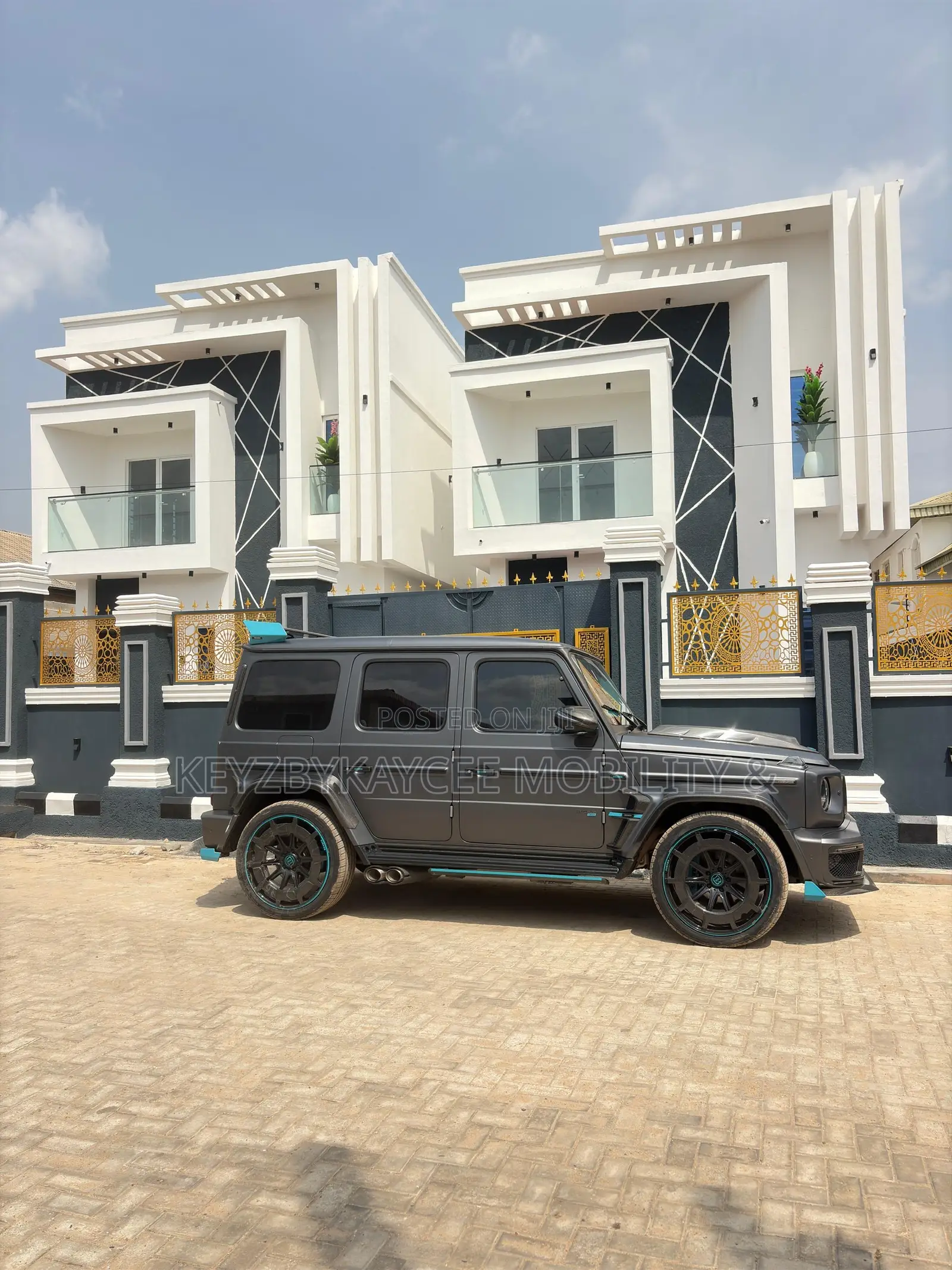 5bdrm Duplex in Agege for sale
