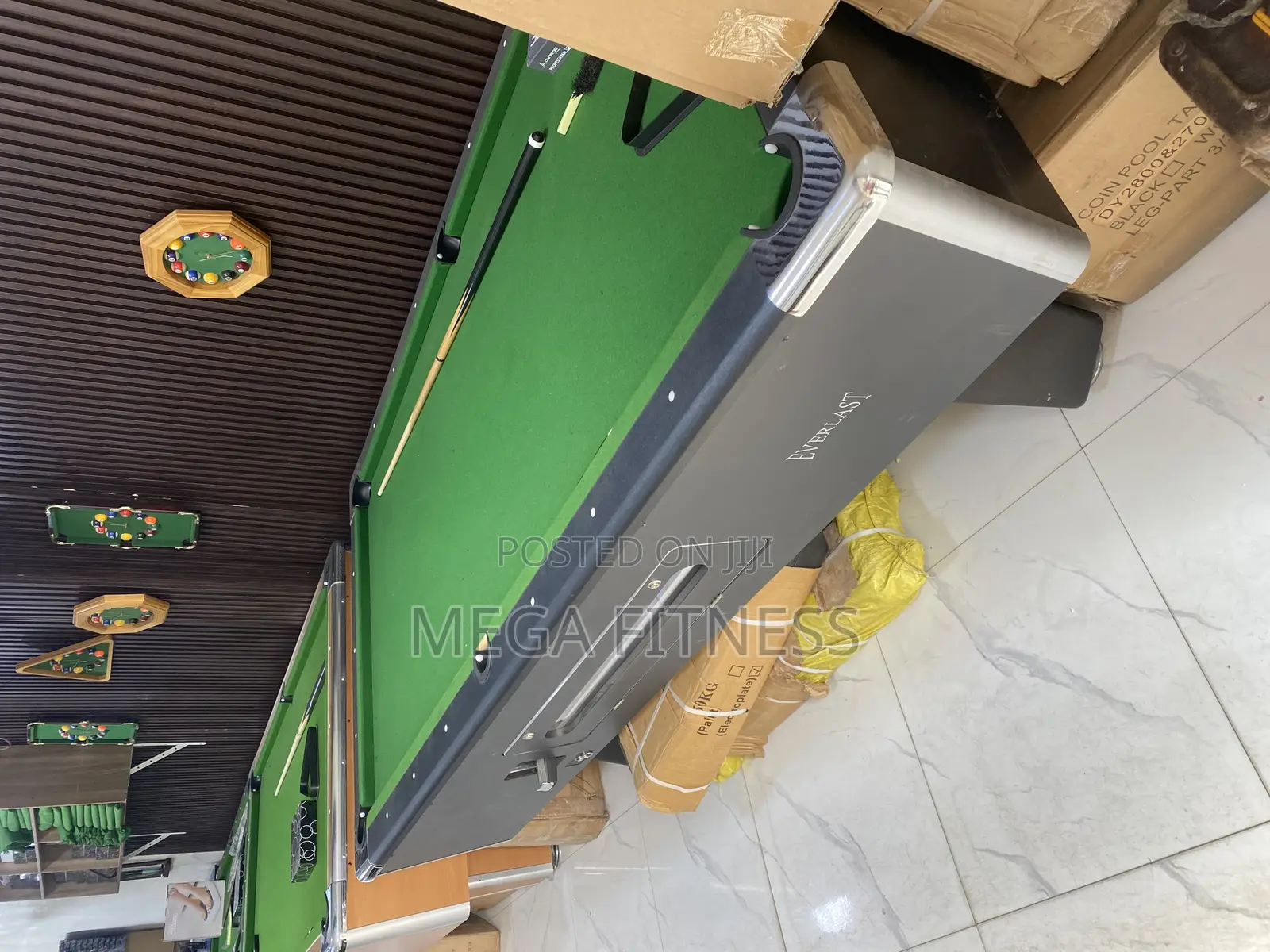 Everlast Coin And Marble Snooker Board
