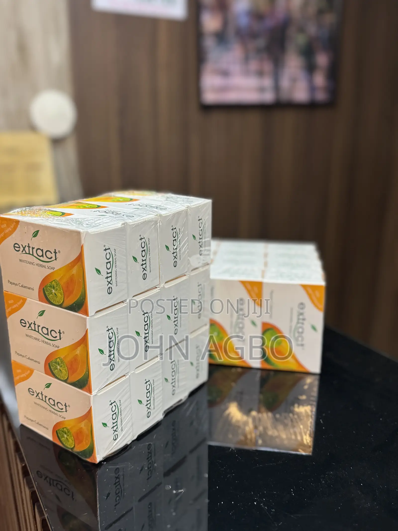 Extract Whitening Herbal Soap