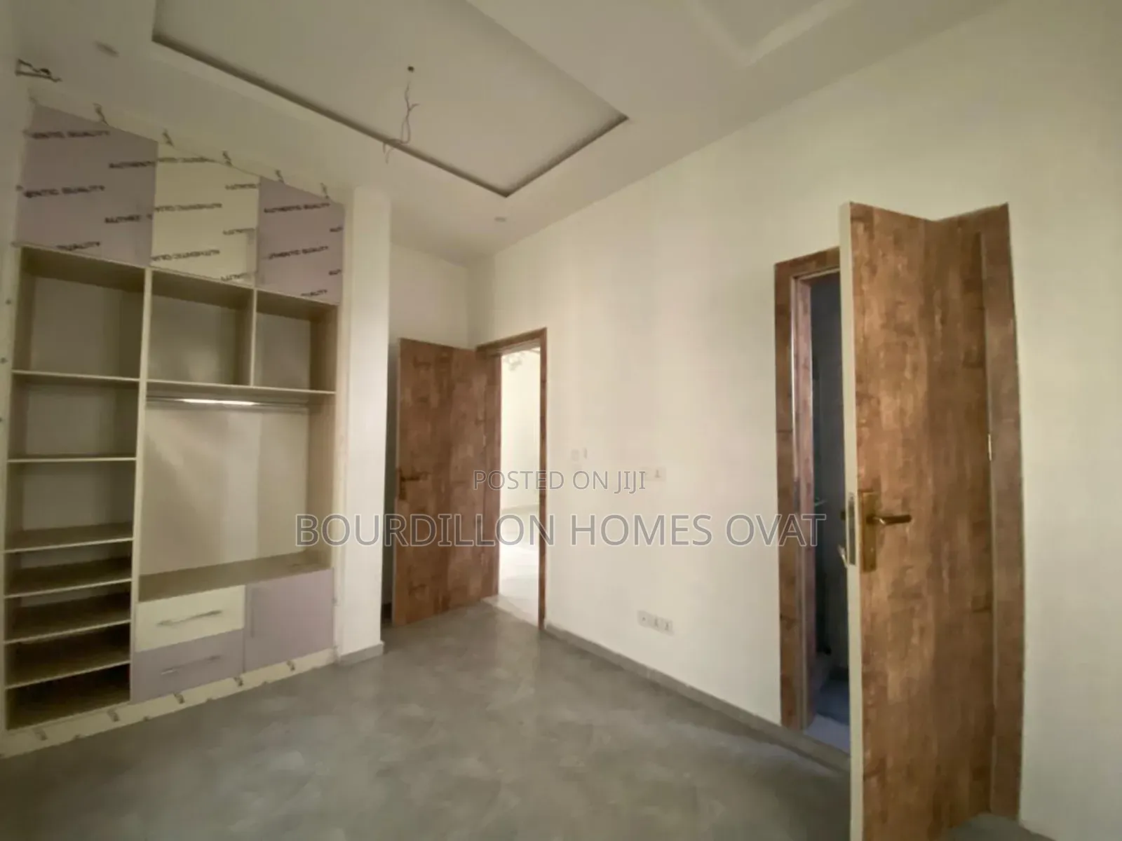 4bdrm Duplex in Harris Drive By Vgc for rent